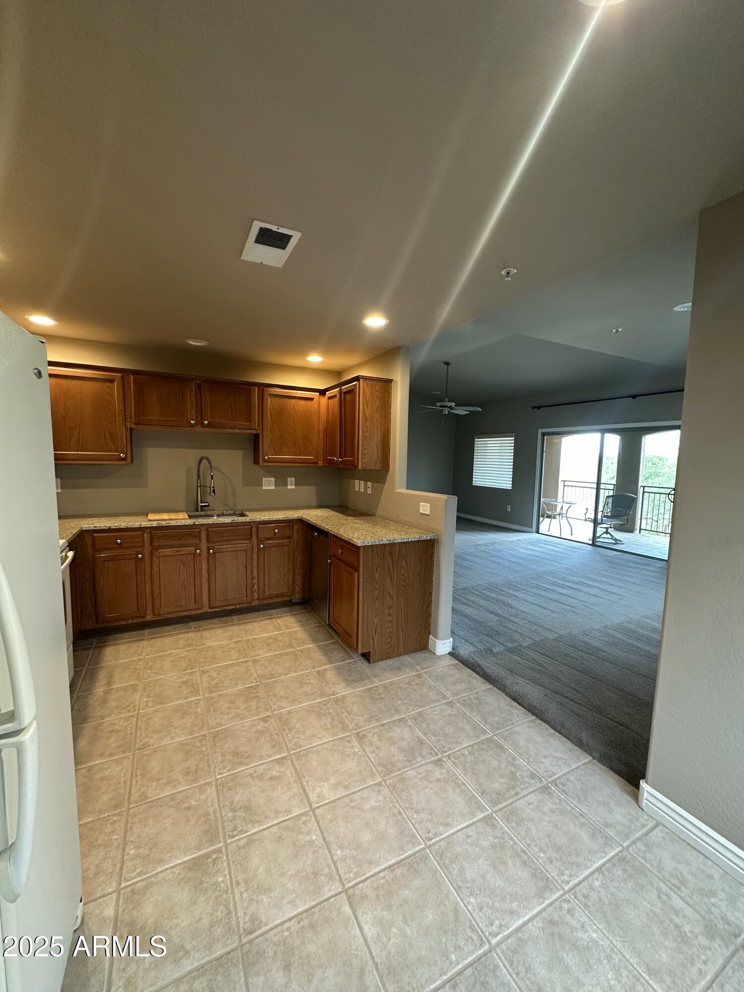 16801 N 94TH Street 2061