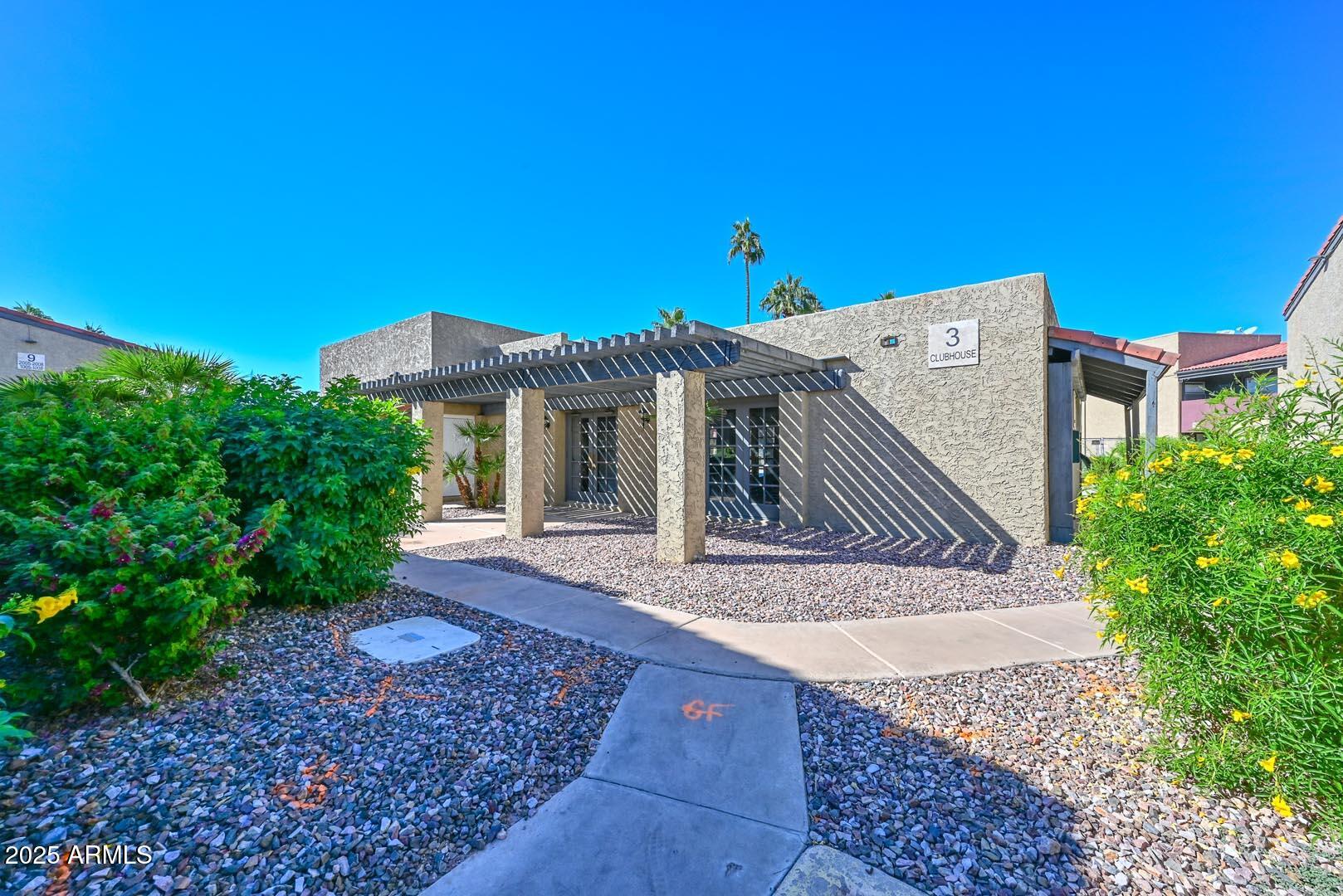 1730 W EMELITA Avenue 1020