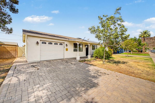 1118 E DIANA AVE, PHOENIX, AZ 85020 - Image c486bf245d8eafb25455459e8d043782/1029139720