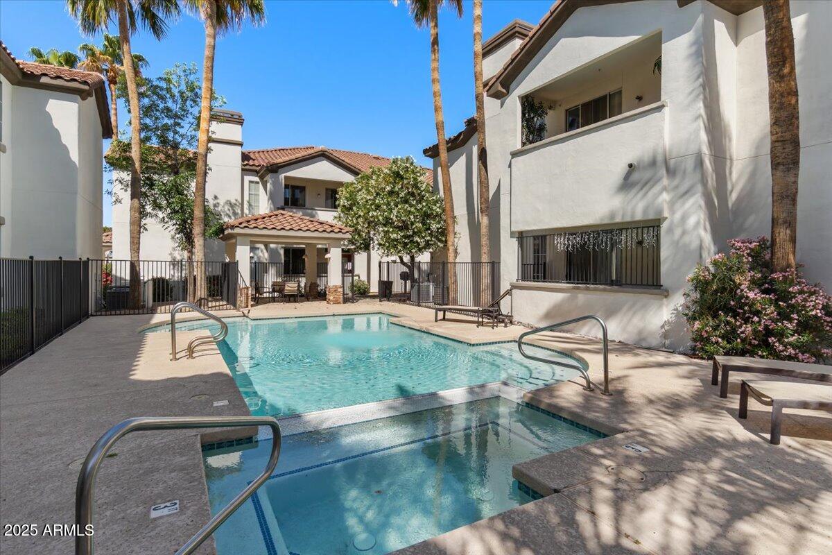 2992 N MILLER Road 218B