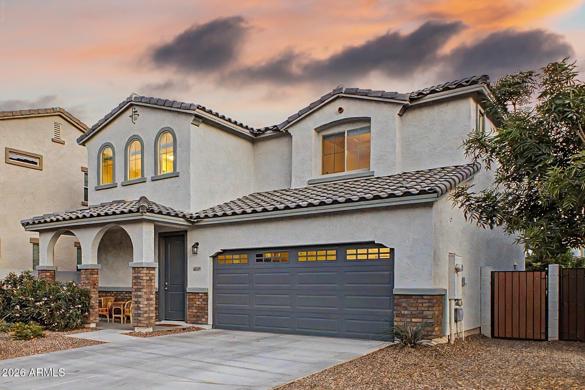 EASTRIDGE MANOR - Residential