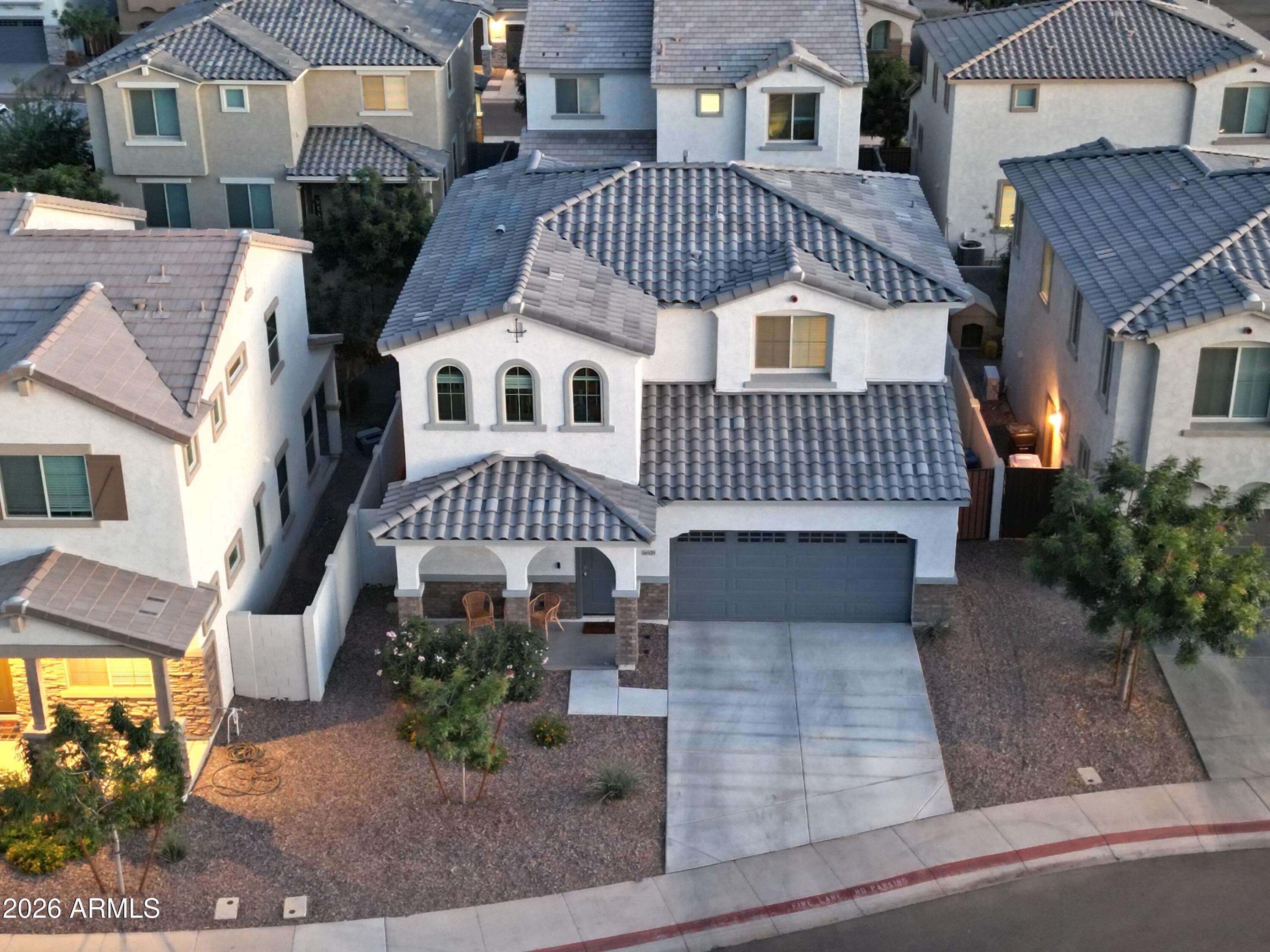 EASTRIDGE MANOR - Residential