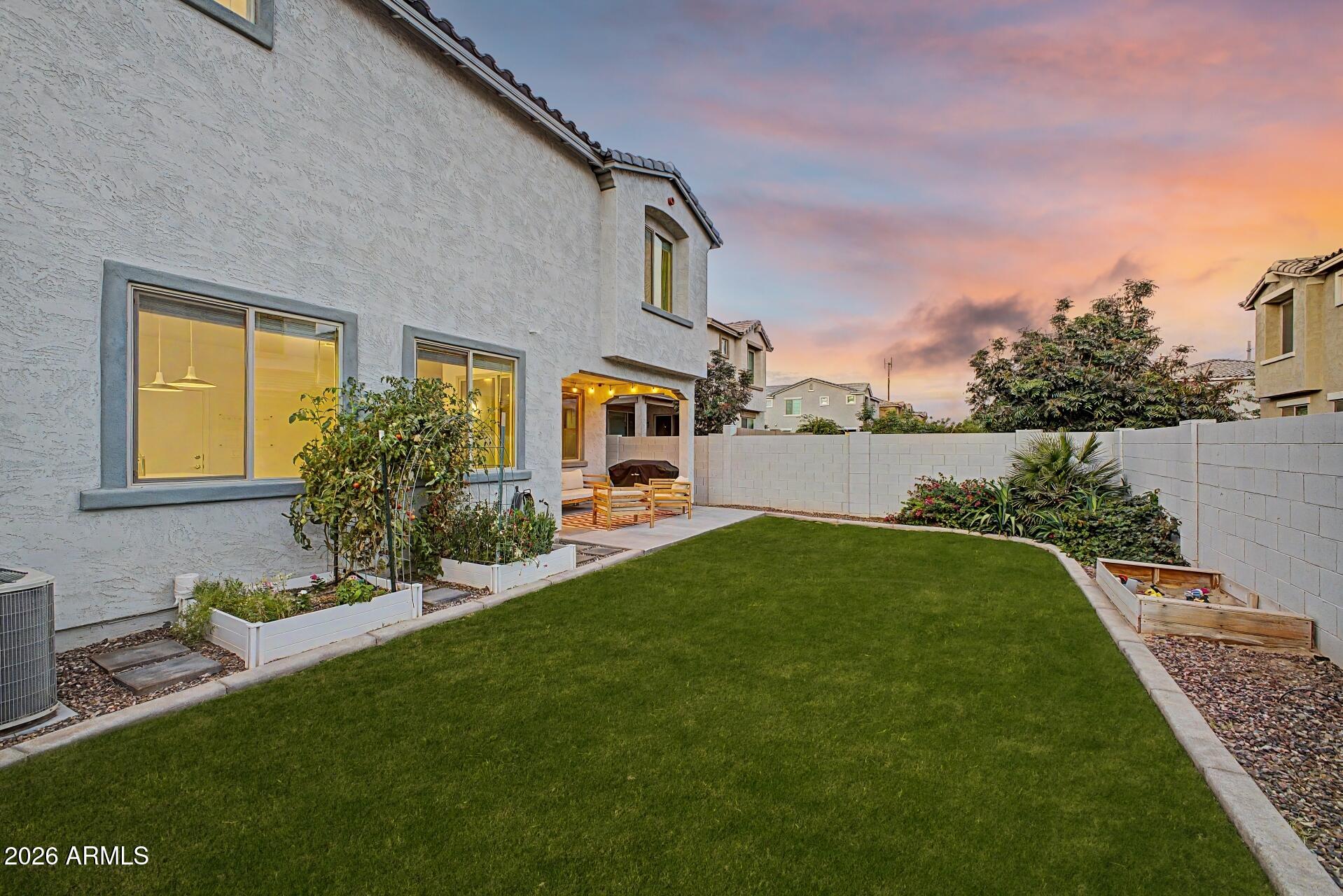 EASTRIDGE MANOR - Residential