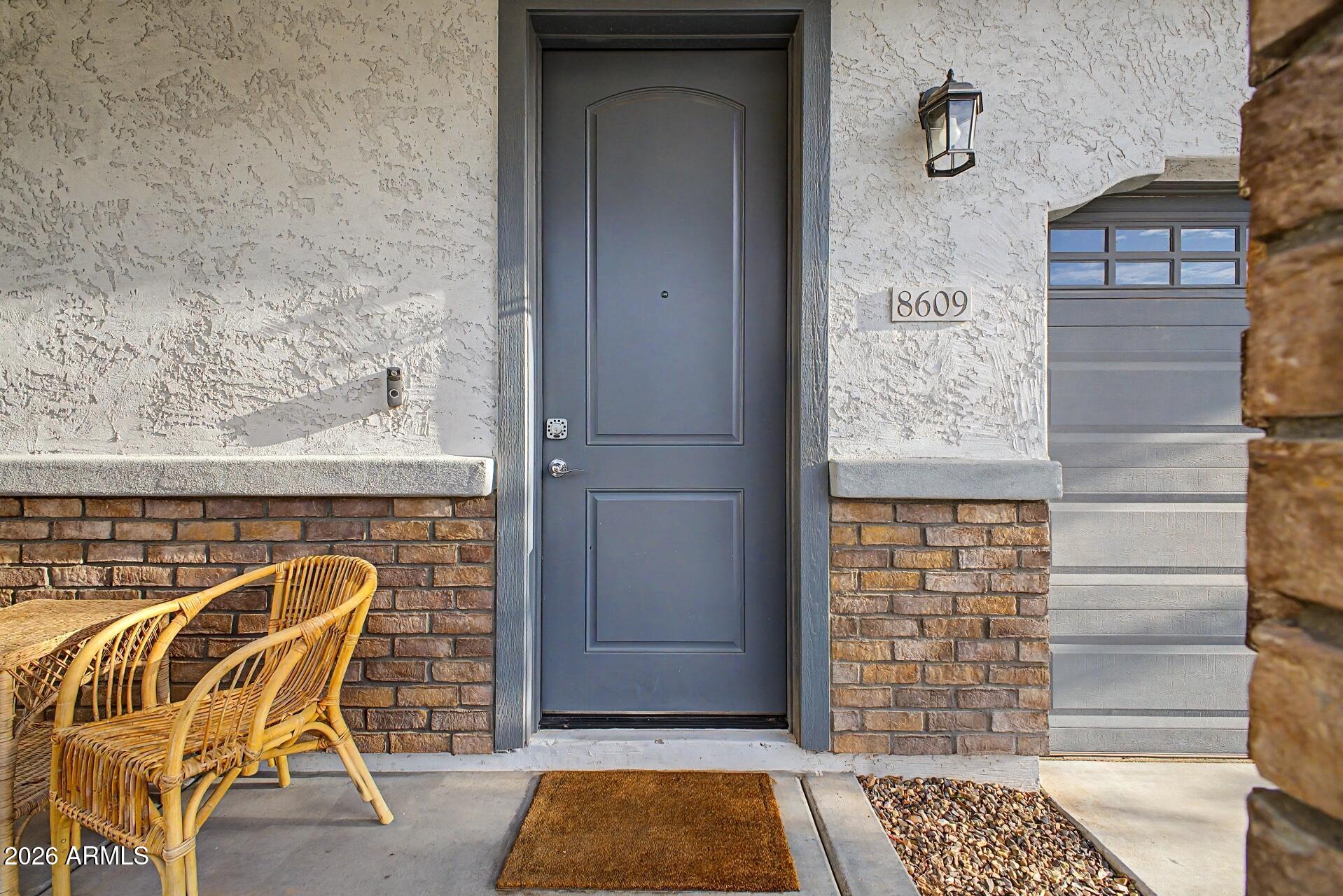 EASTRIDGE MANOR - Residential