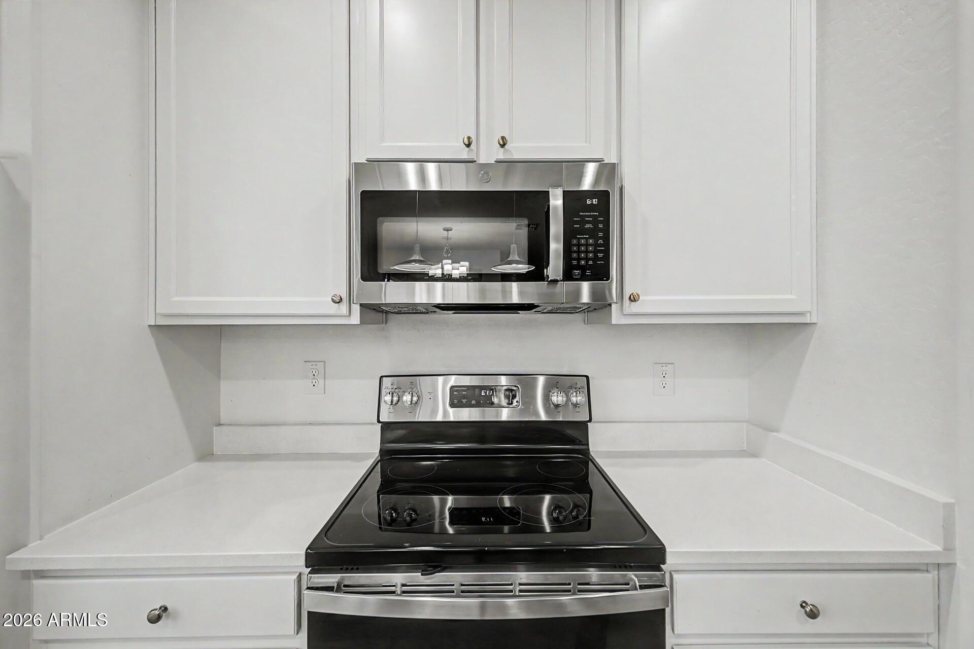 EASTRIDGE MANOR - Residential
