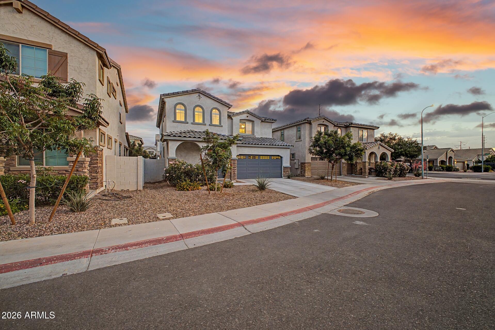 EASTRIDGE MANOR - Residential