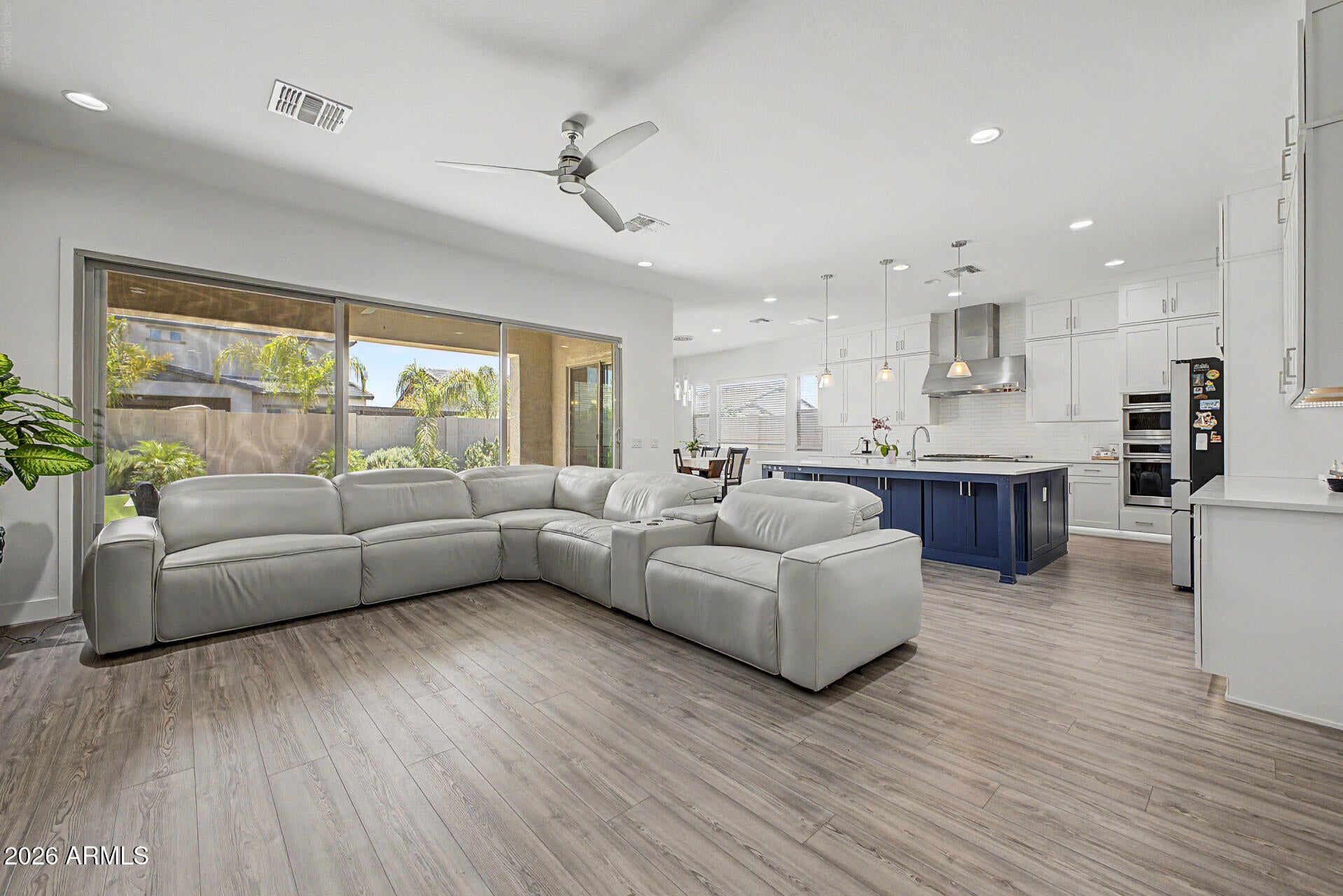 9707 E RIPPLE Drive