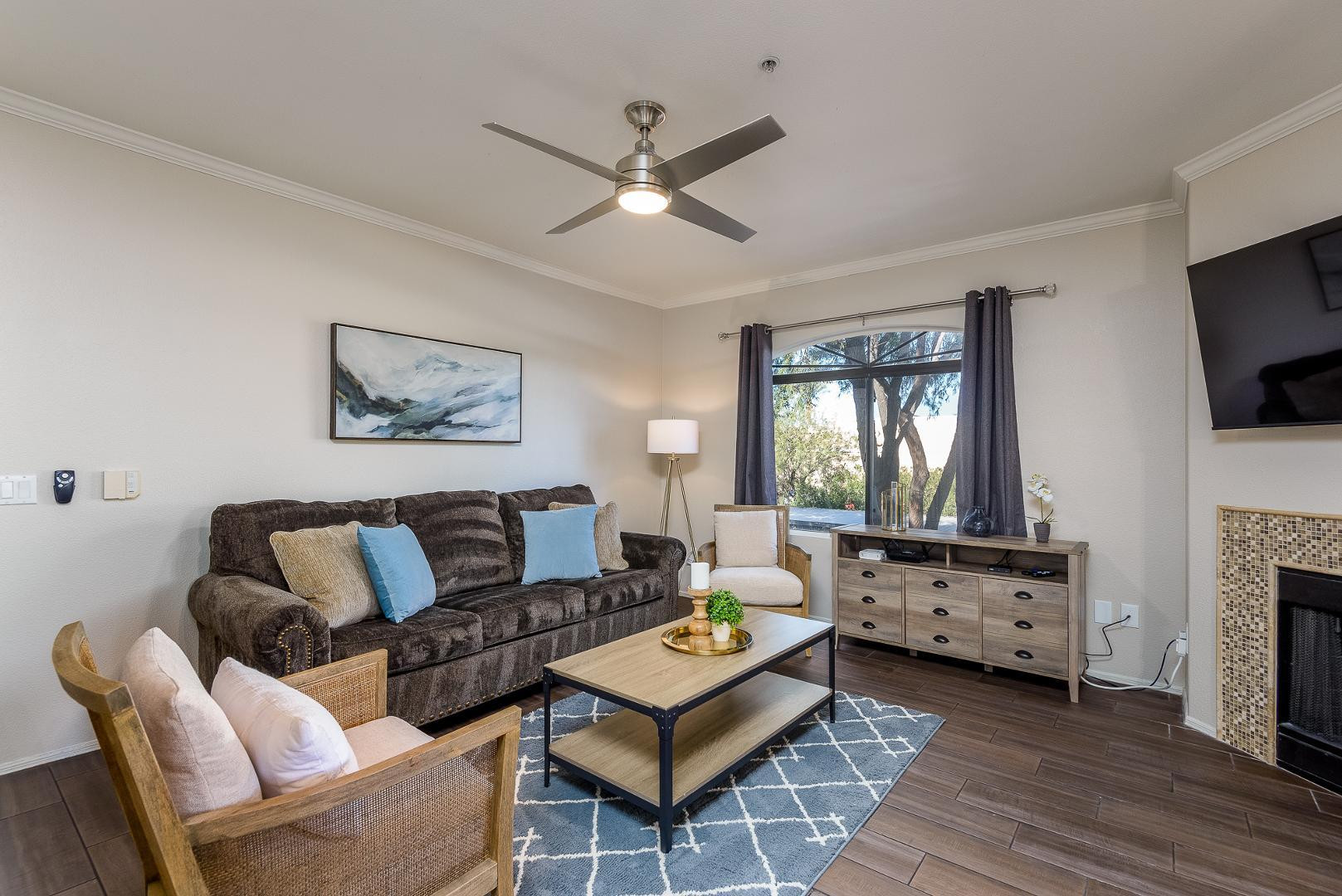 15095 N Thompson Peak Parkway 2114