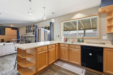 2421 E HILTON Avenue Mesa AZ 85204