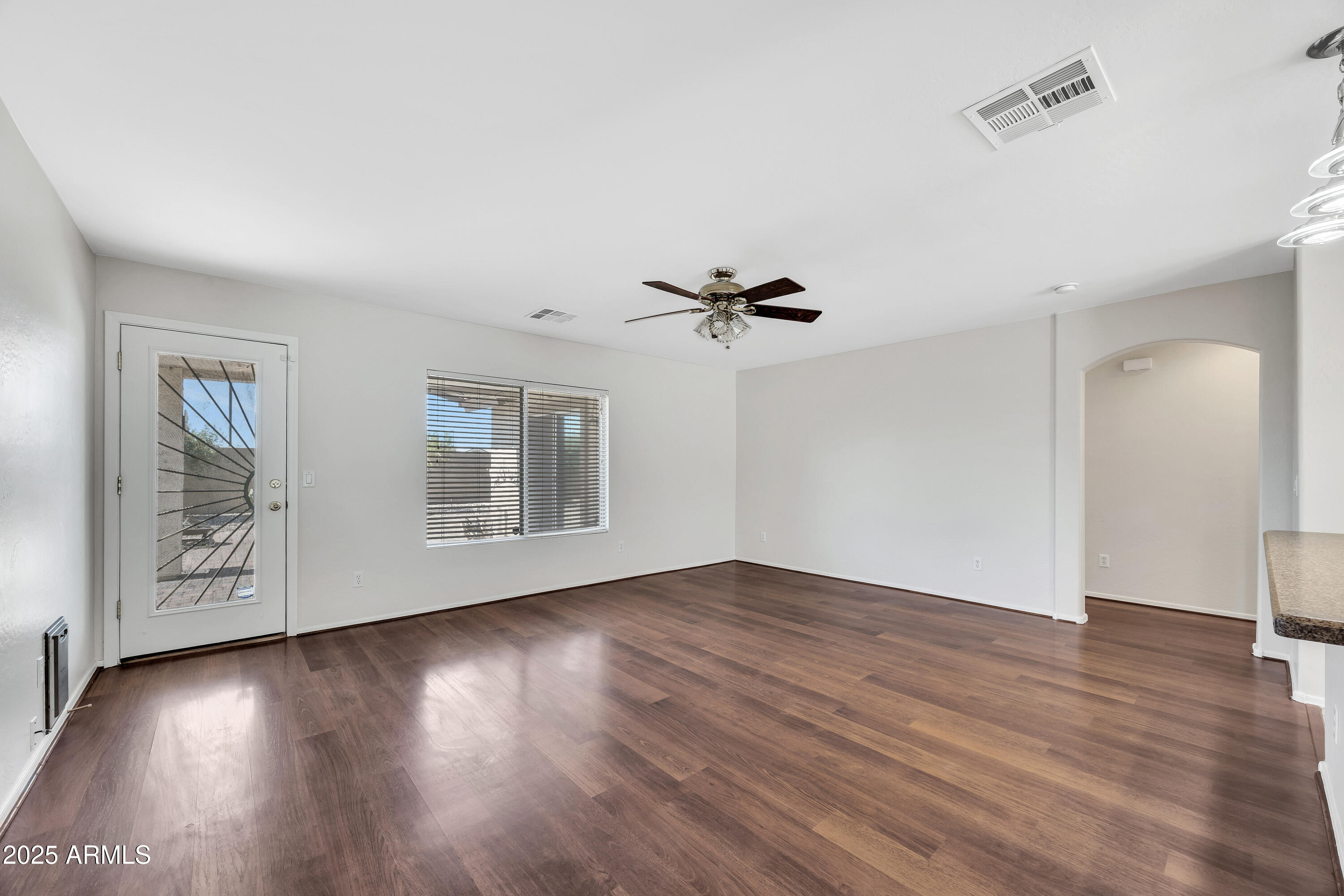 23075 W ARROW Drive