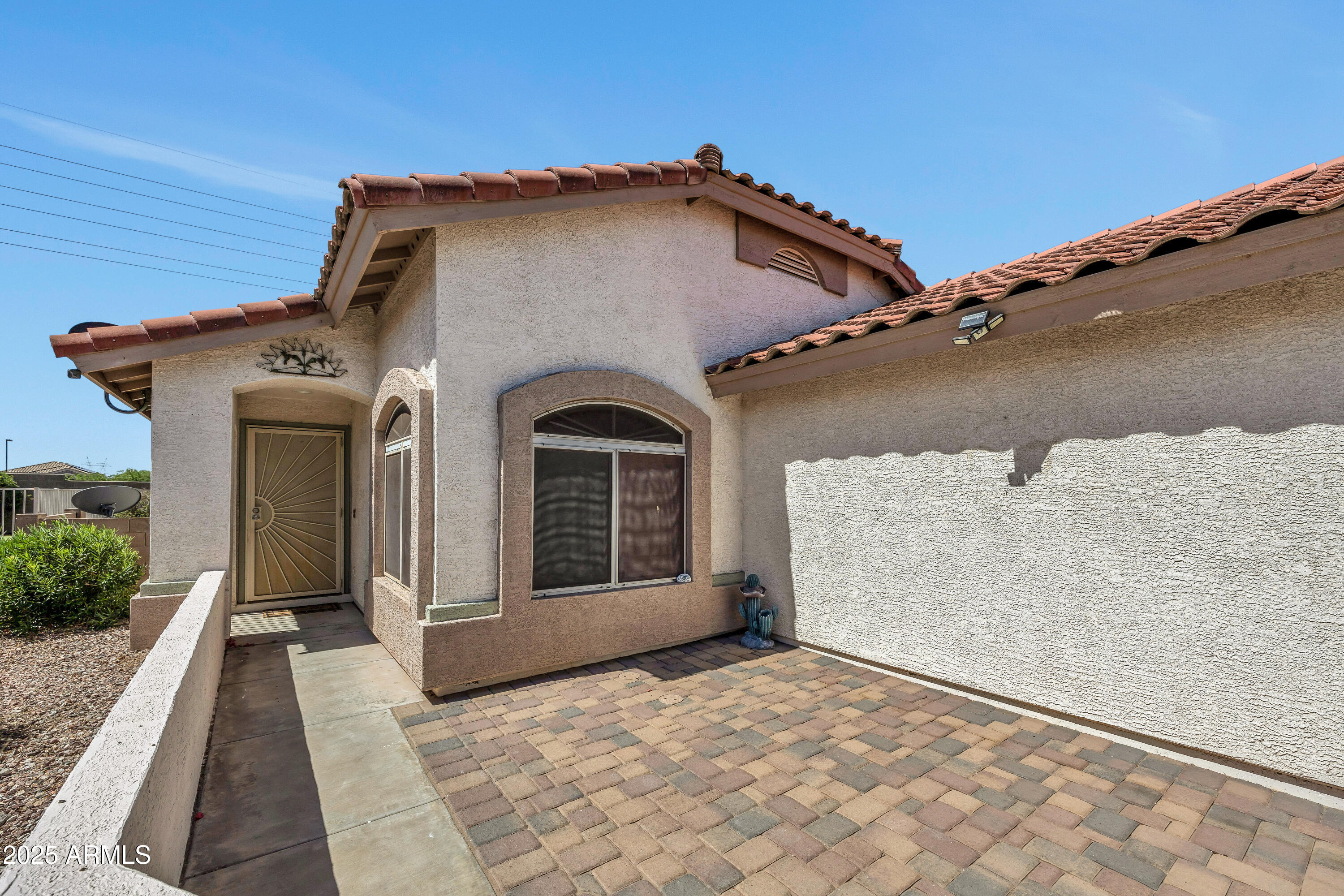 23075 W ARROW Drive