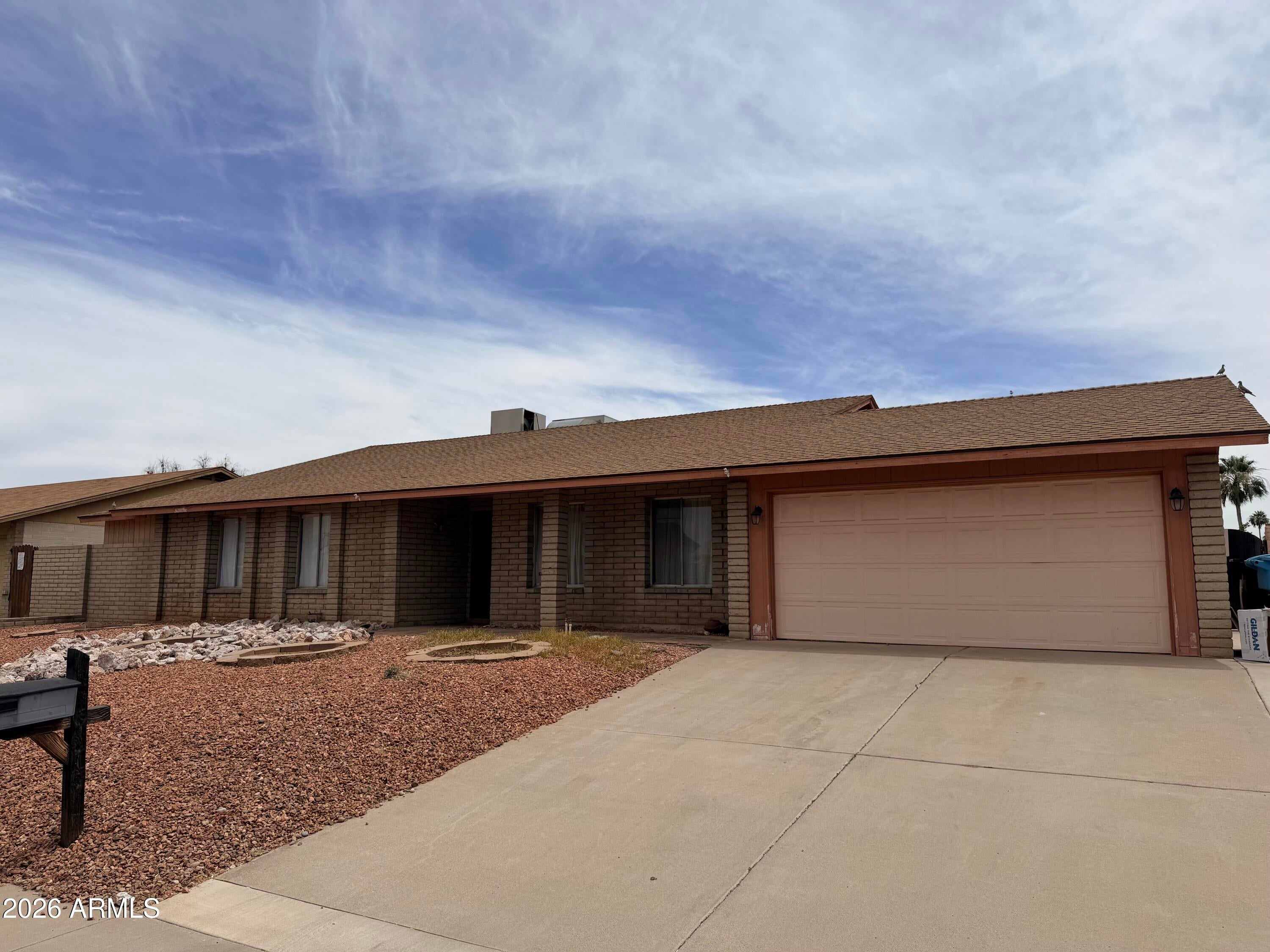 ROADRUNNER ESTATES - Residential