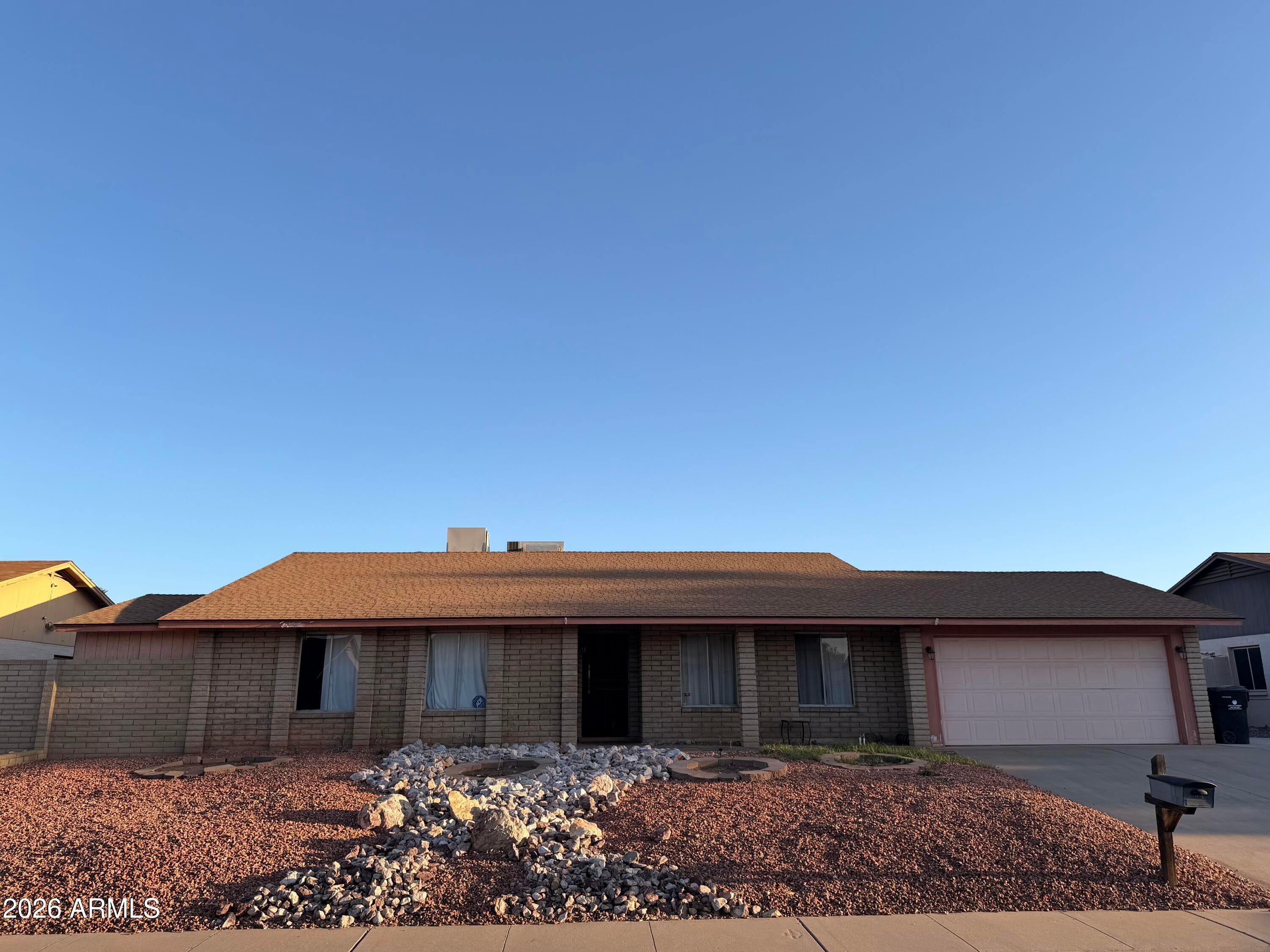 ROADRUNNER ESTATES - Residential