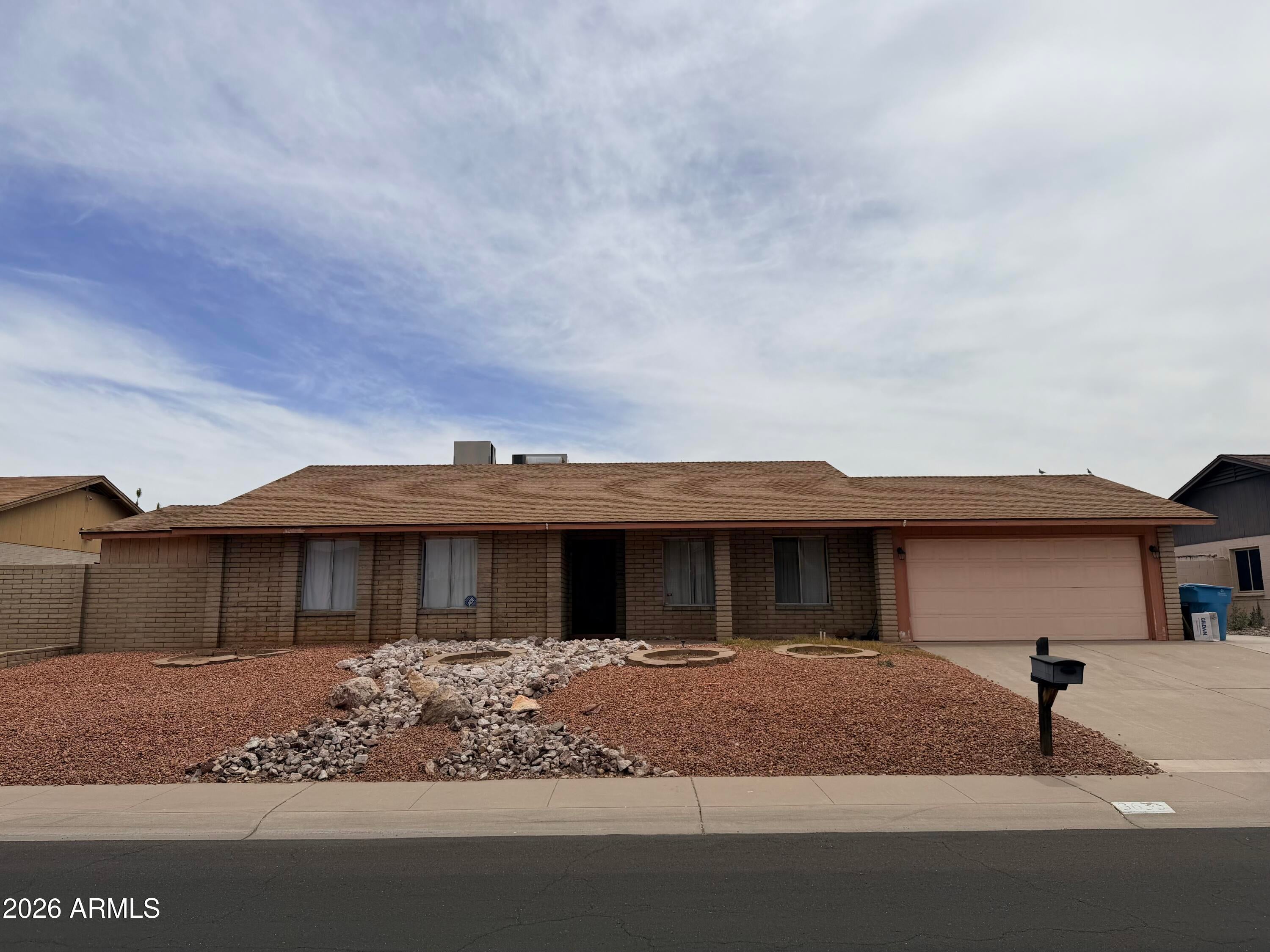 ROADRUNNER ESTATES - Residential