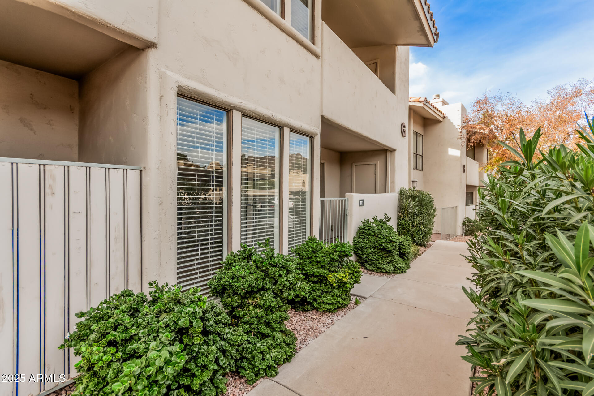 1840 E MORTEN Avenue 140