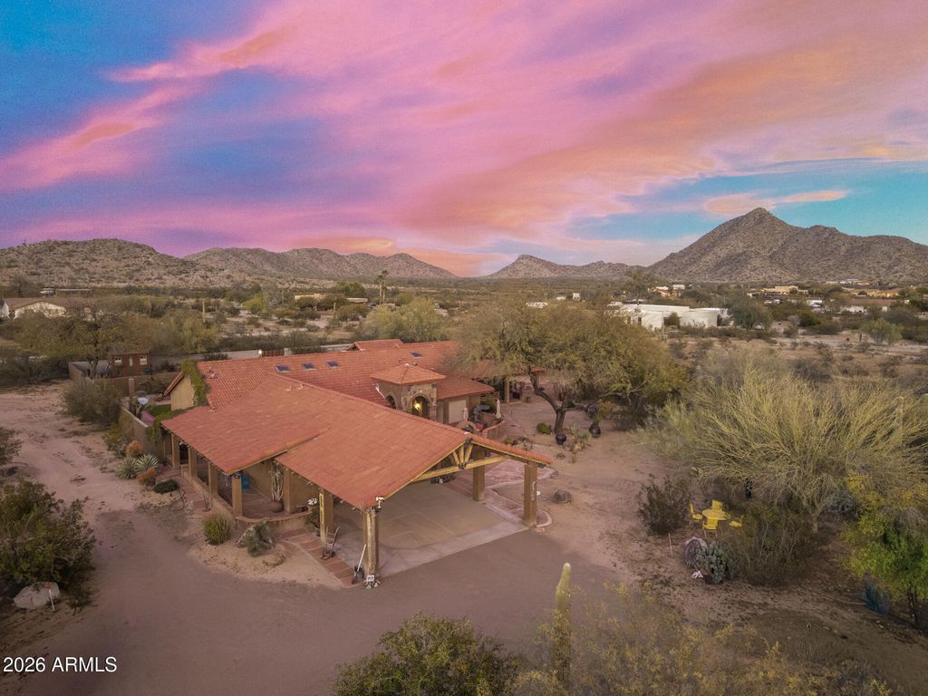 Photo of 9125 N Paseo Palo Verde Road, Casa Grande, AZ 85194 (MLS # 6994758)