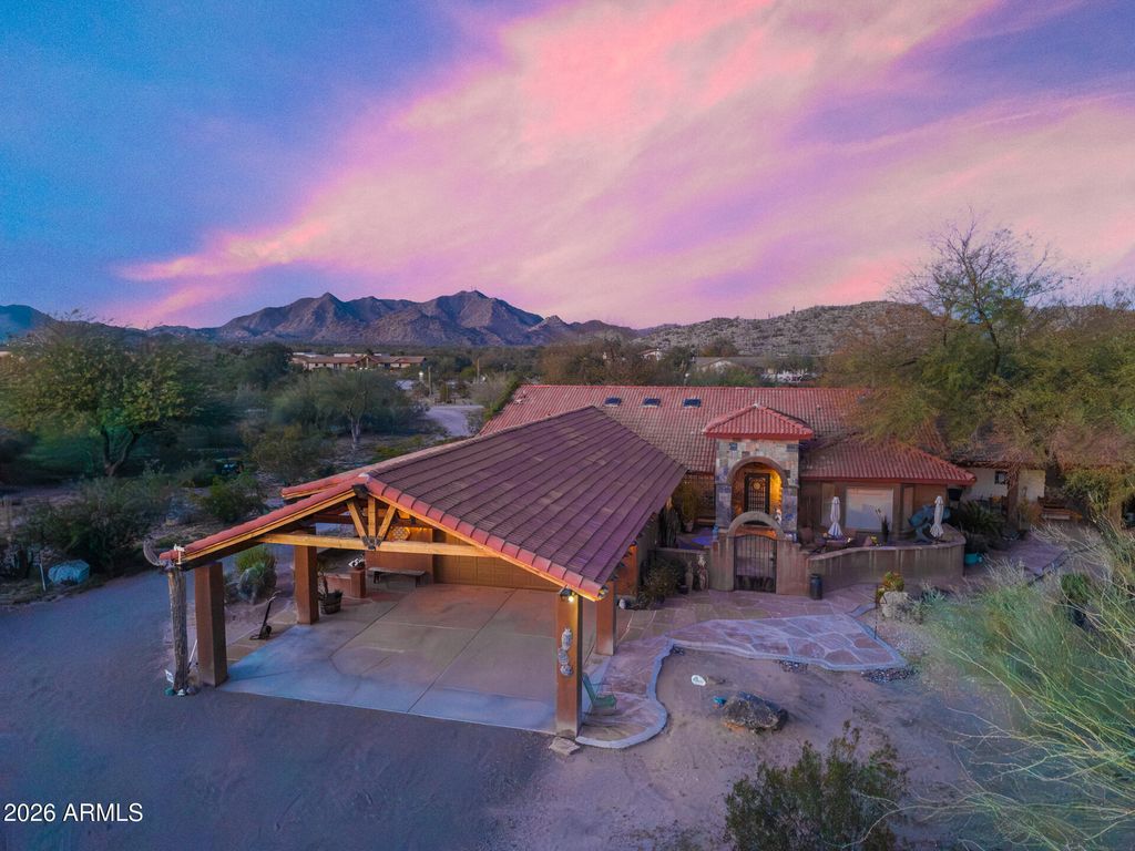 Photo of 9125 N Paseo Palo Verde Road, Casa Grande, AZ 85194 (MLS # 6994758)