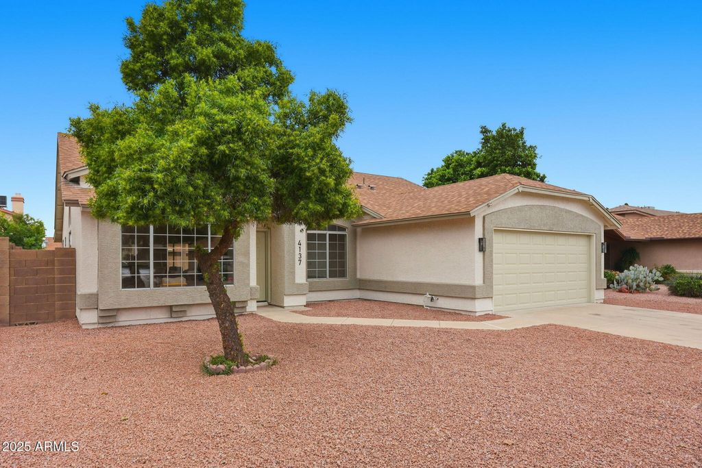 Photo of 4137 W Chama Drive, Glendale, AZ 85310 (MLS # 6962557)