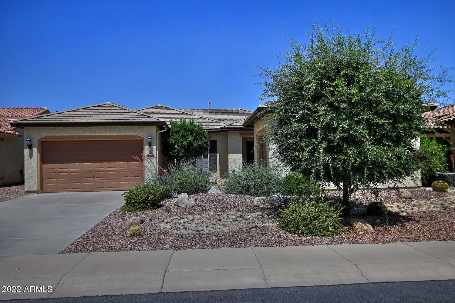 4044 N MONUMENT Drive