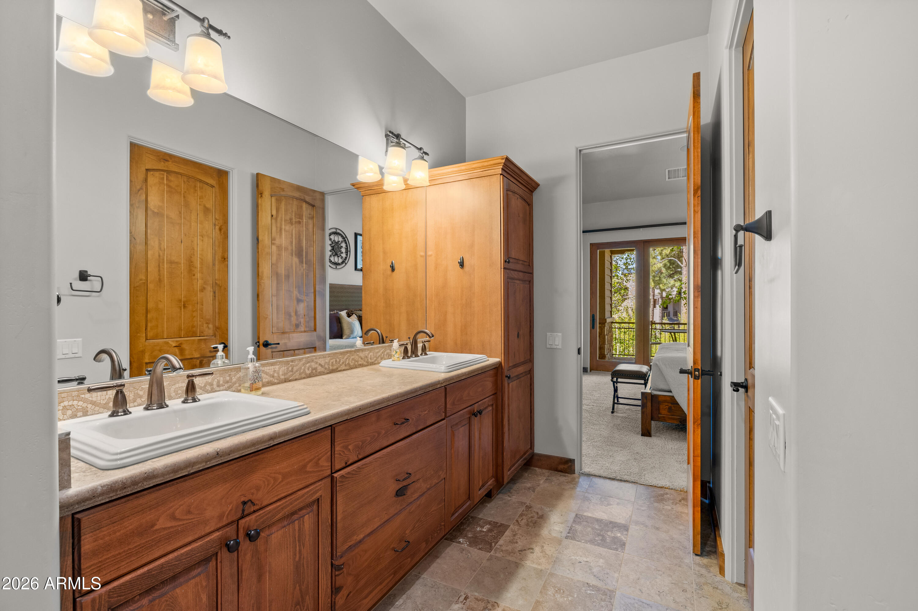 Flagstaff, Arizona, 86005, United States, 3 Bedrooms Bedrooms, ,2 BathroomsBathrooms,Residential,Active,2041563