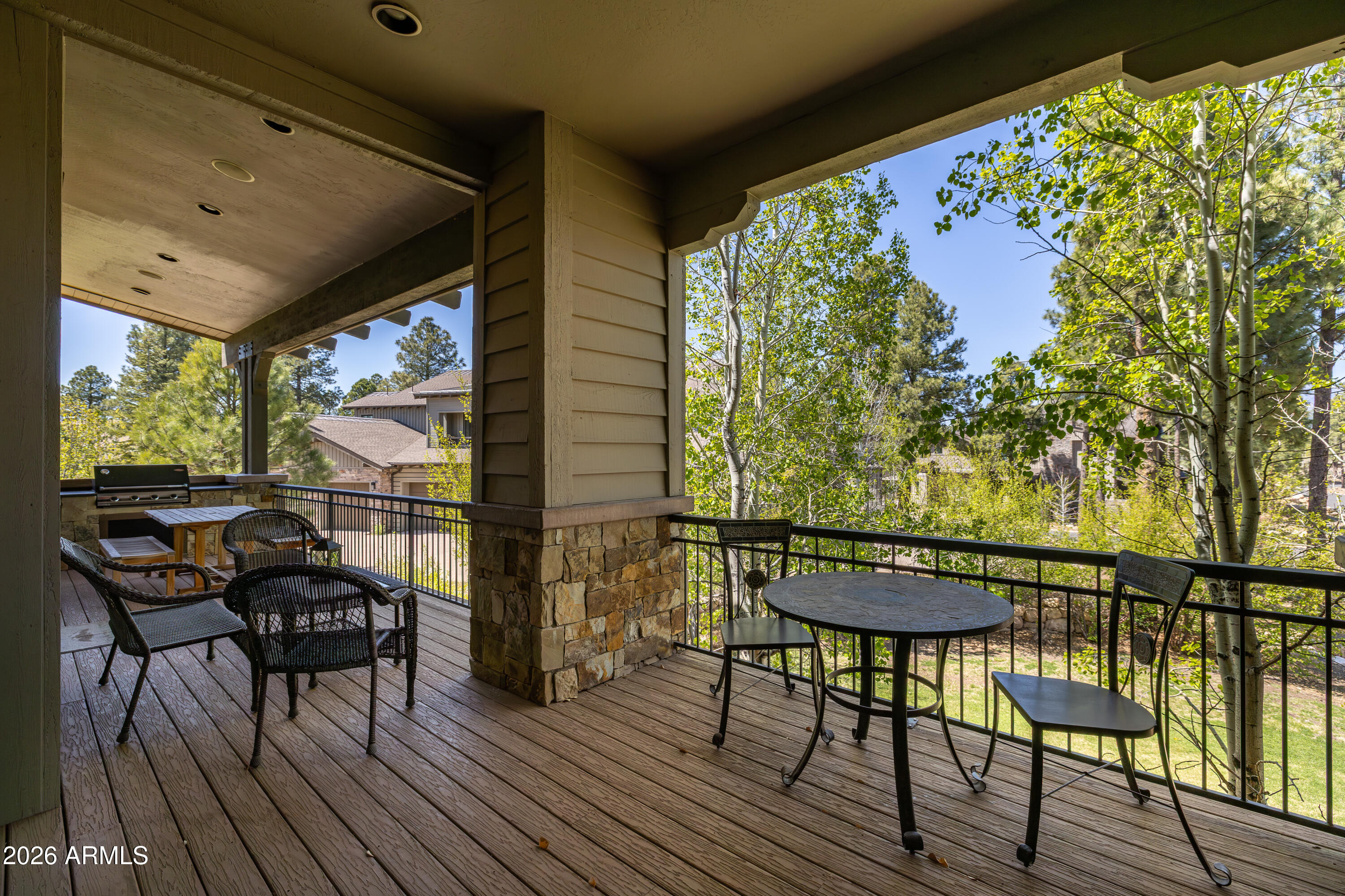 1728 E MOSSY OAK Court 7