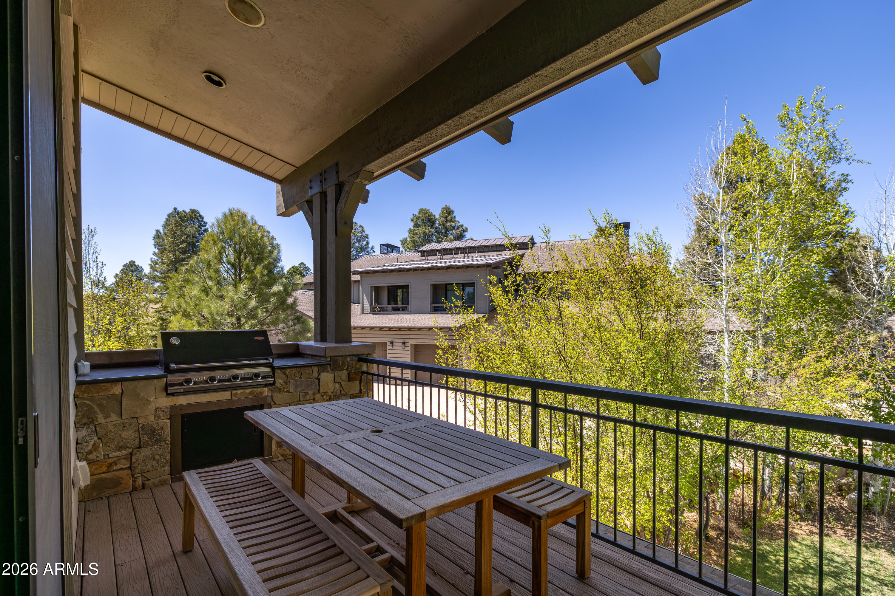 Flagstaff, Arizona, 86005, United States, 3 Bedrooms Bedrooms, ,2 BathroomsBathrooms,Residential,Active,2041563