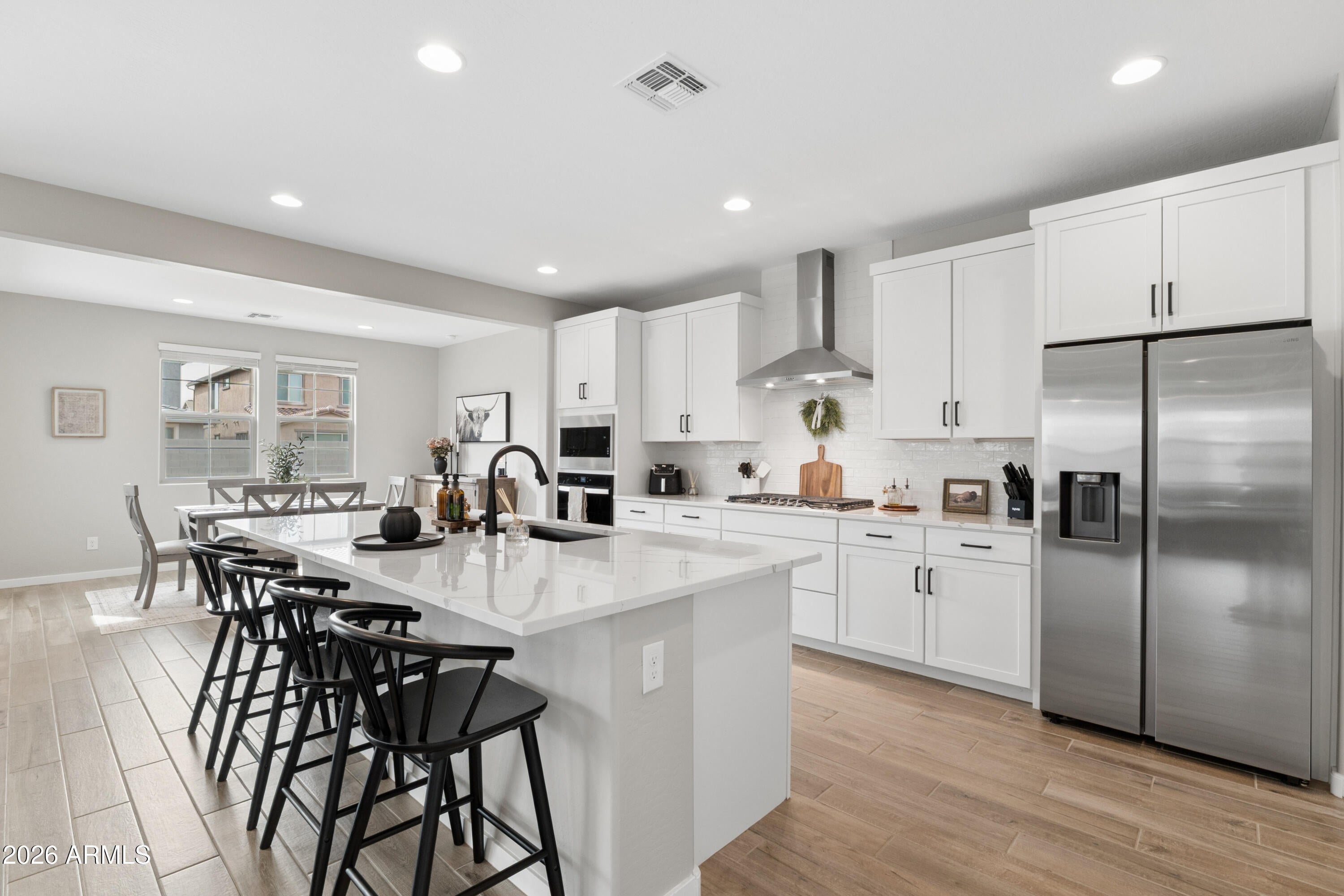 1135 W TREASURE Trail