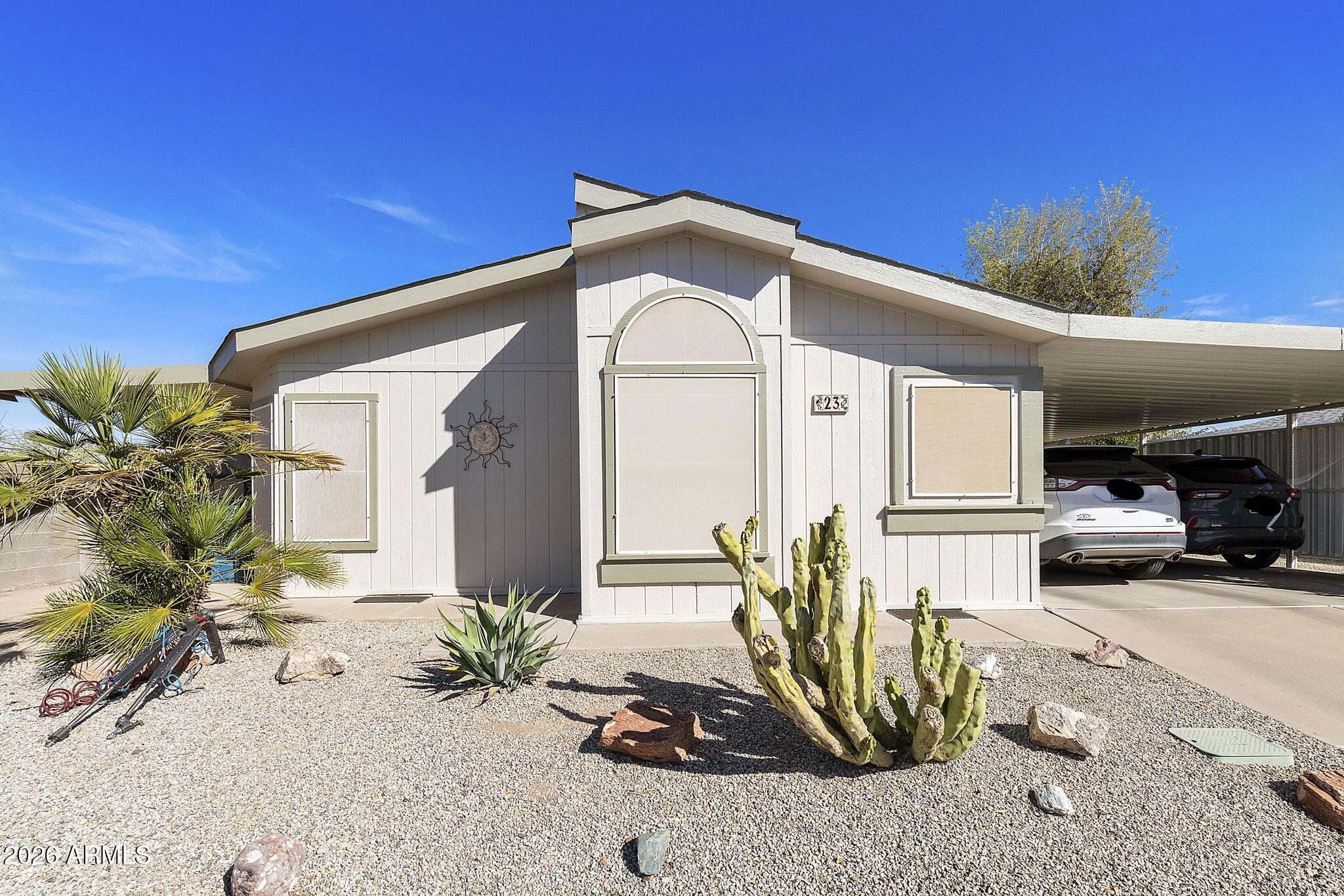 3700 S TOMAHAWK Road 23