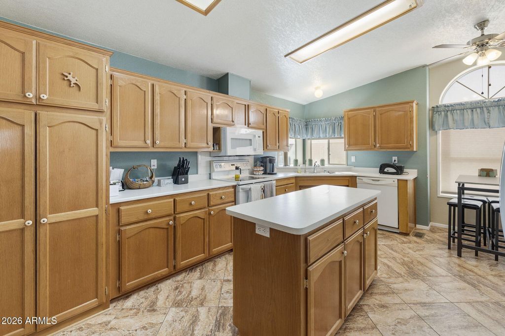 Photo of 3700 S Tomahawk Road #23, Apache Junction, AZ 85119 (MLS # 6989935)