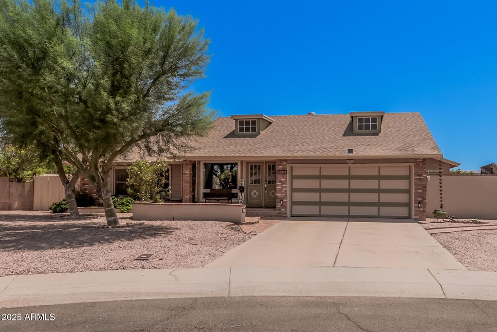 Photo of 8803 N 105th Drive, Peoria, AZ 85345 (MLS # 6922089)