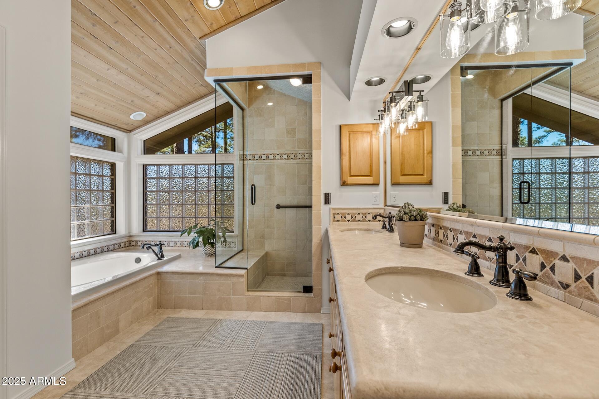 FOREST HIGHLANDS 4 - Residential