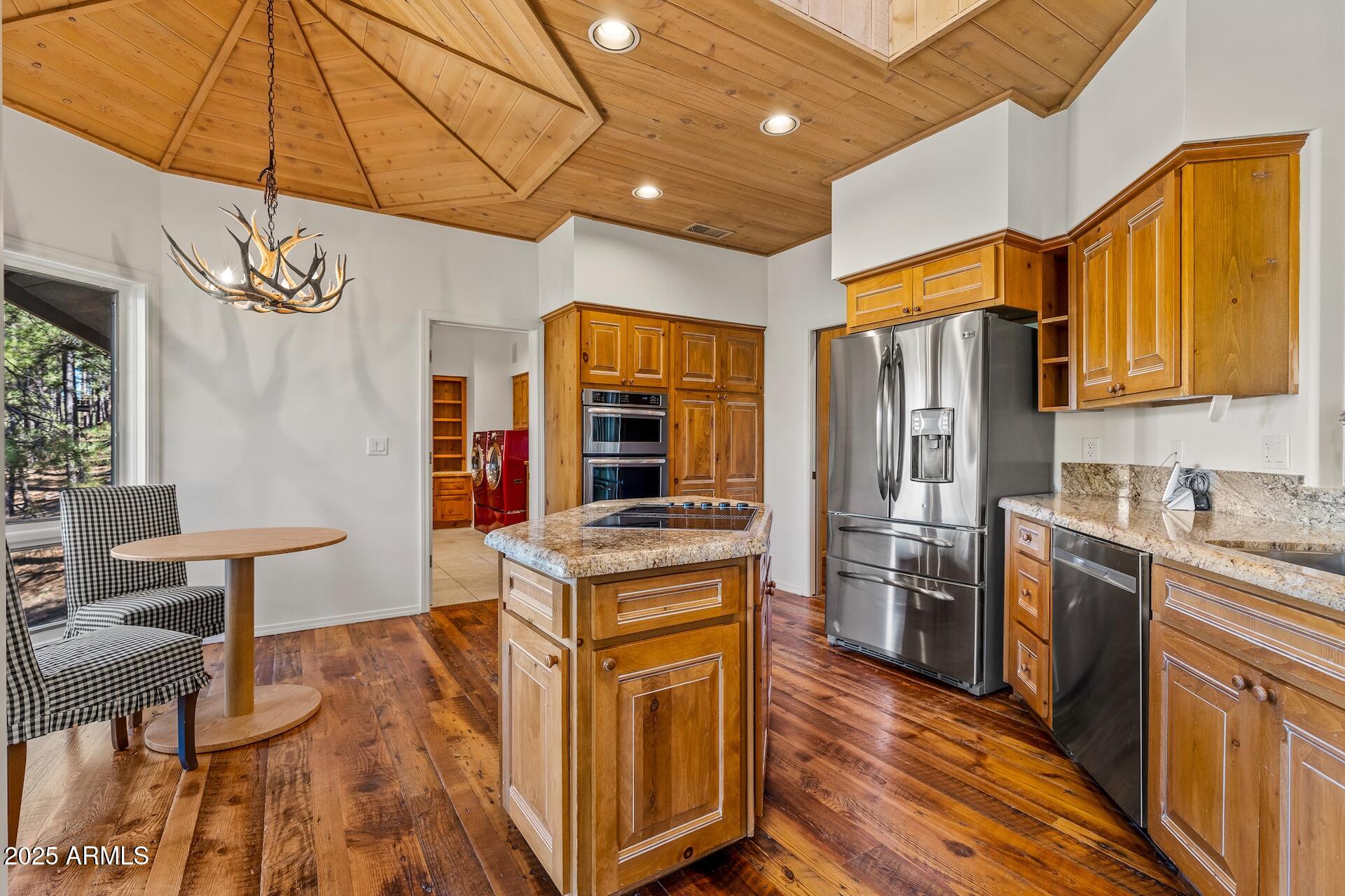 FOREST HIGHLANDS 4 - Residential