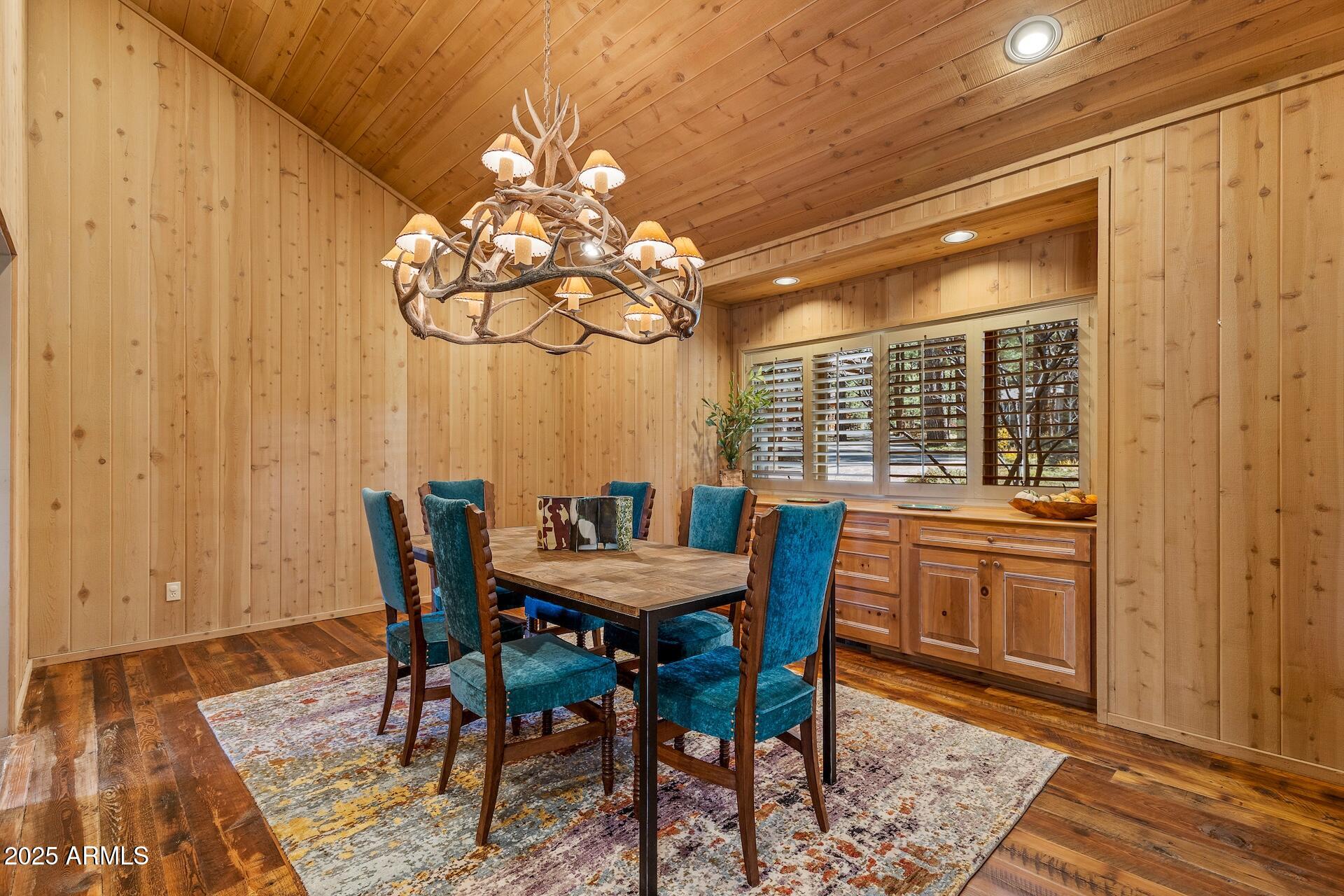 FOREST HIGHLANDS 4 - Residential