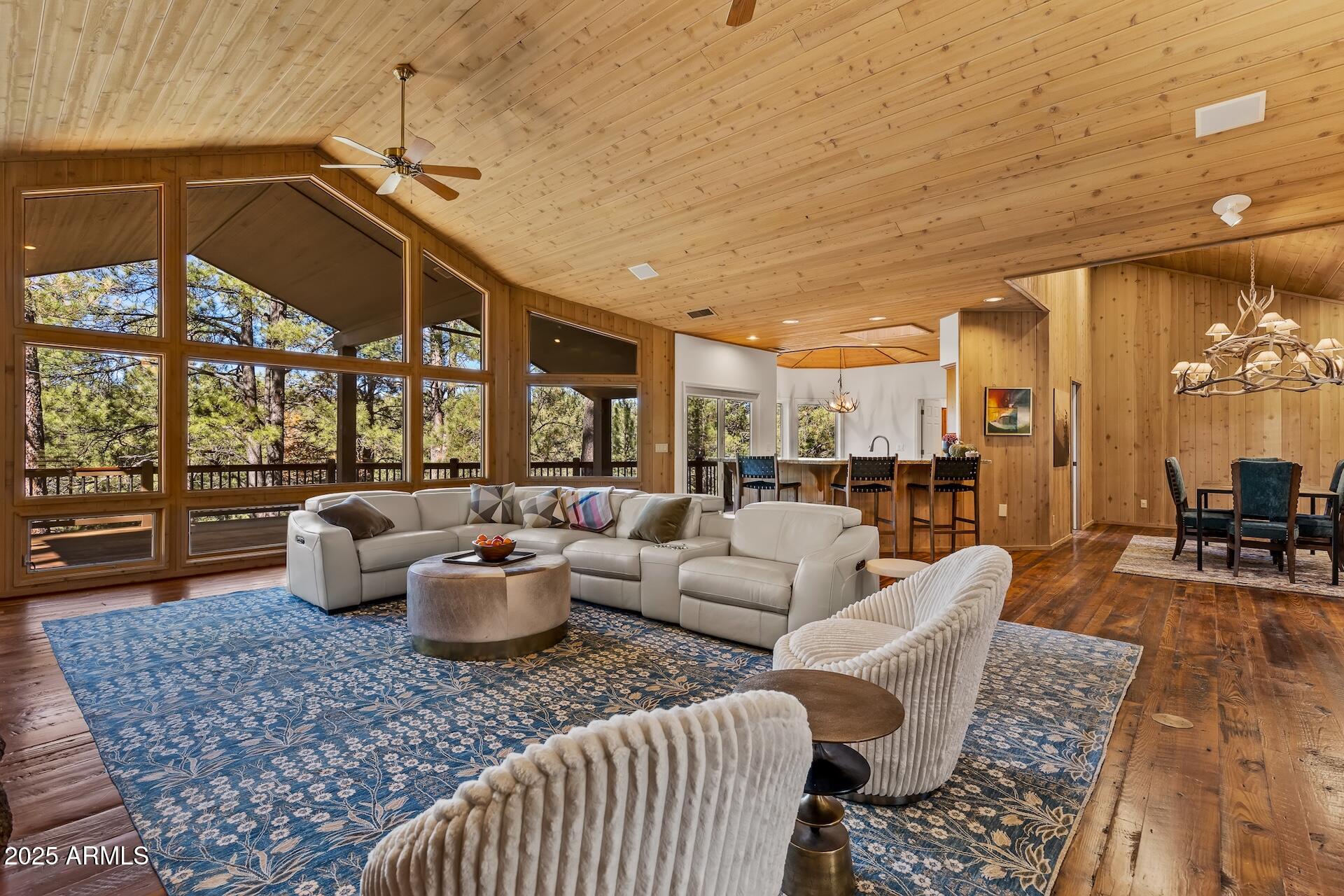 FOREST HIGHLANDS 4 - Residential