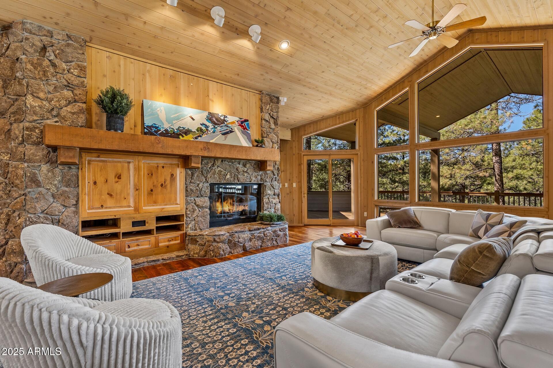 FOREST HIGHLANDS 4 - Residential