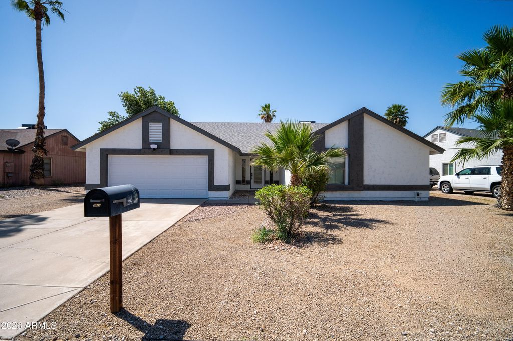 Photo of 10129 W Mariposa Street, Phoenix, AZ 85037 (MLS # 7020598)