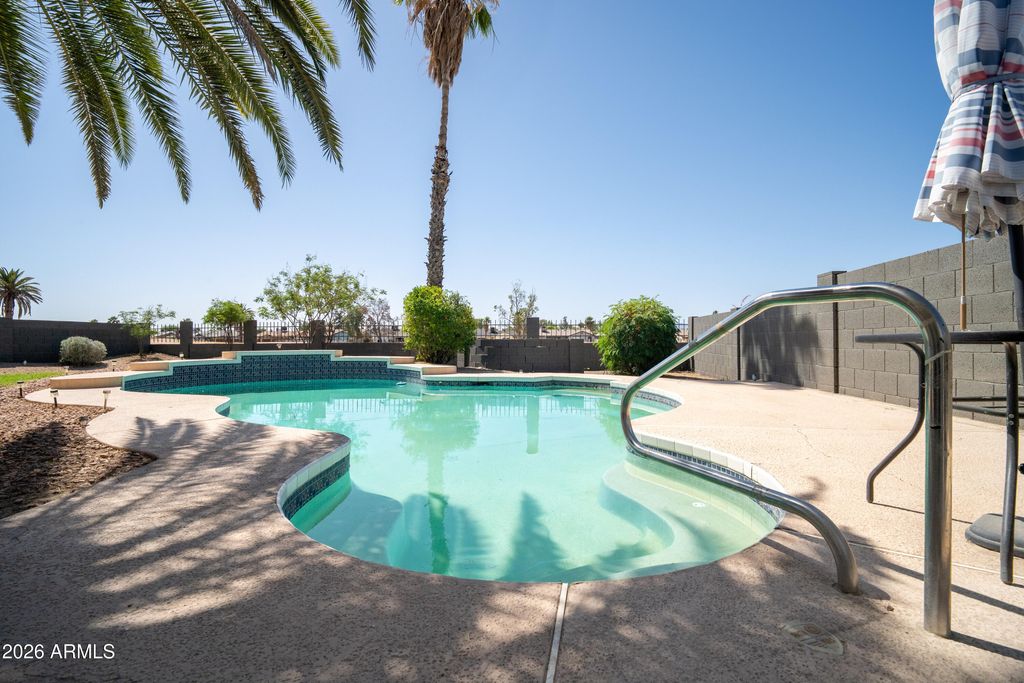 Photo of 10129 W Mariposa Street, Phoenix, AZ 85037 (MLS # 7020598)