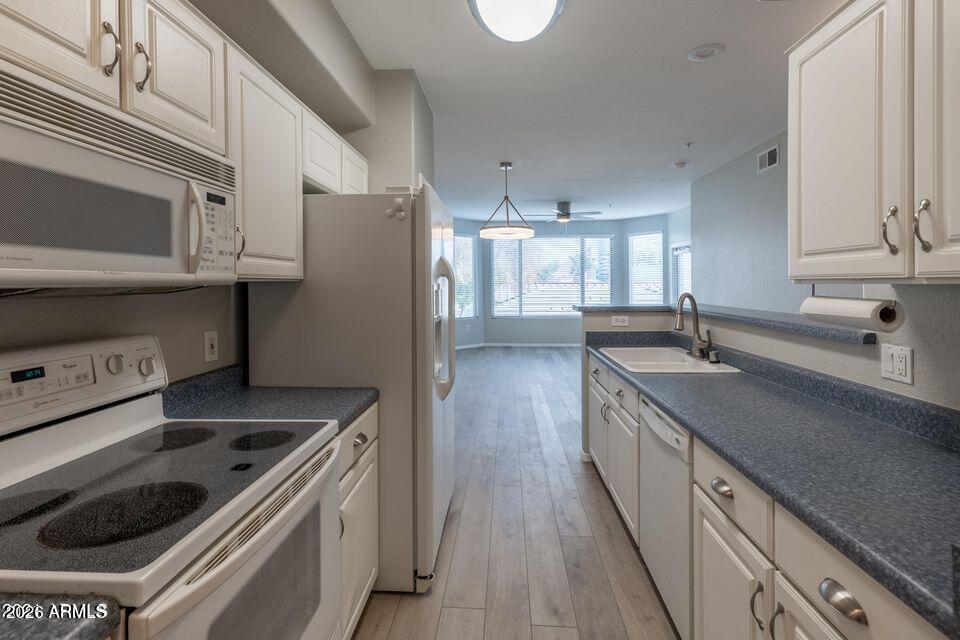 420 W 1ST Street 211