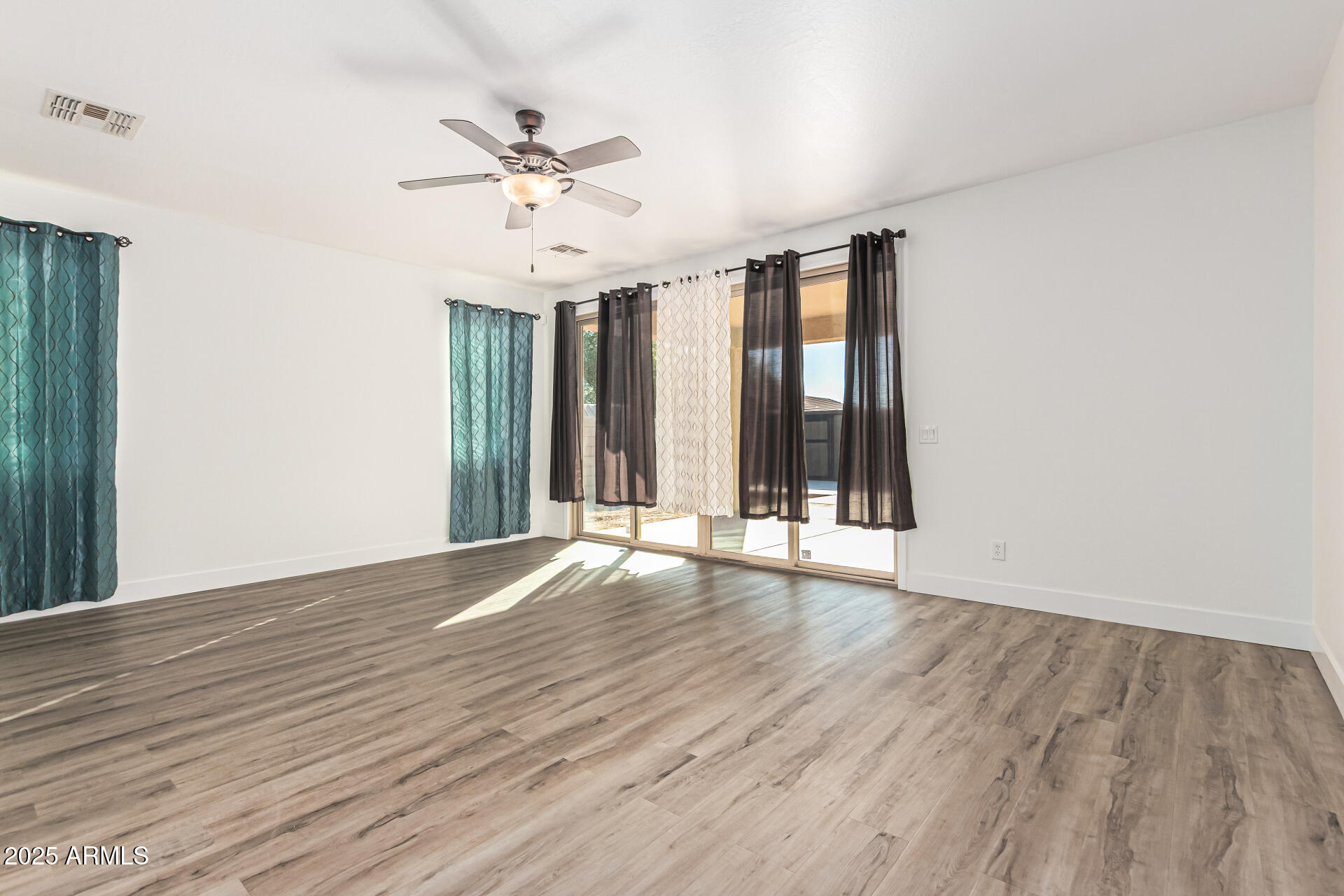 1223 E Palo Verde Drive