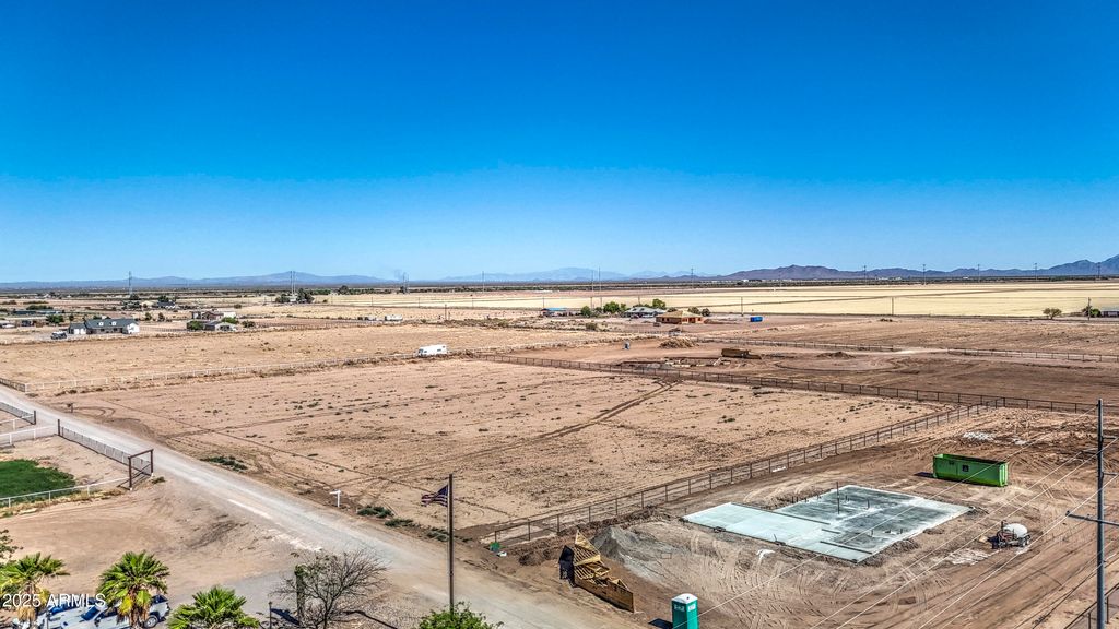 Photo of 1 N Clemans Road #1B, Coolidge, AZ 85128 (MLS # 6870460)