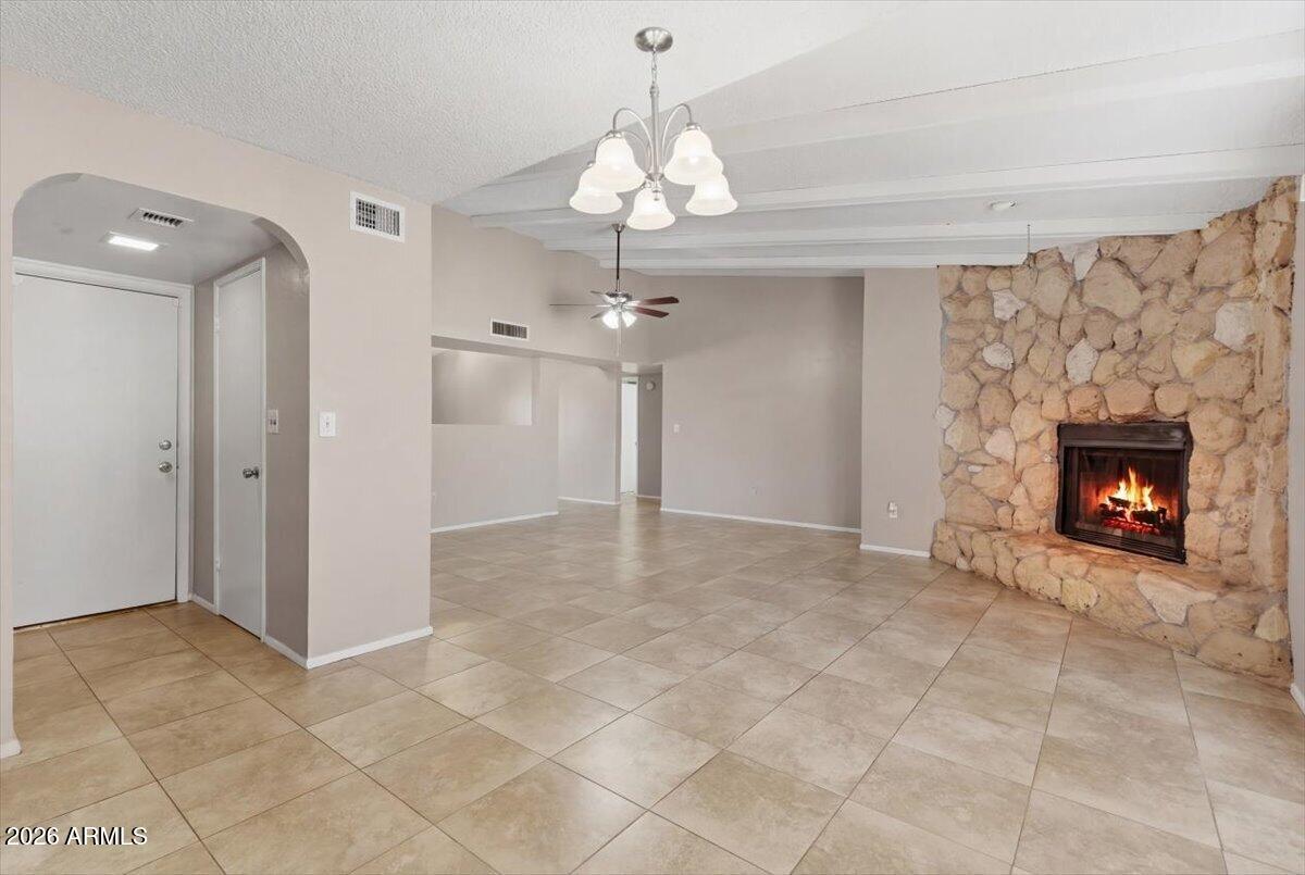 3512 E WILLOW Avenue