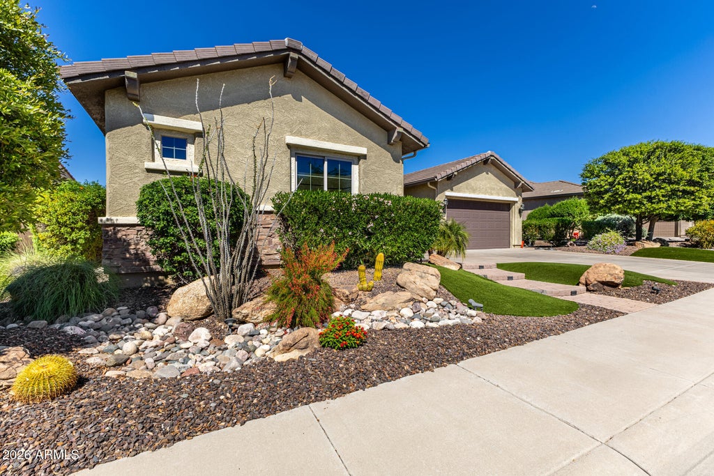 Photo of 27016 W Mohawk Lane, Buckeye, AZ 85396 (MLS # 7073306)
