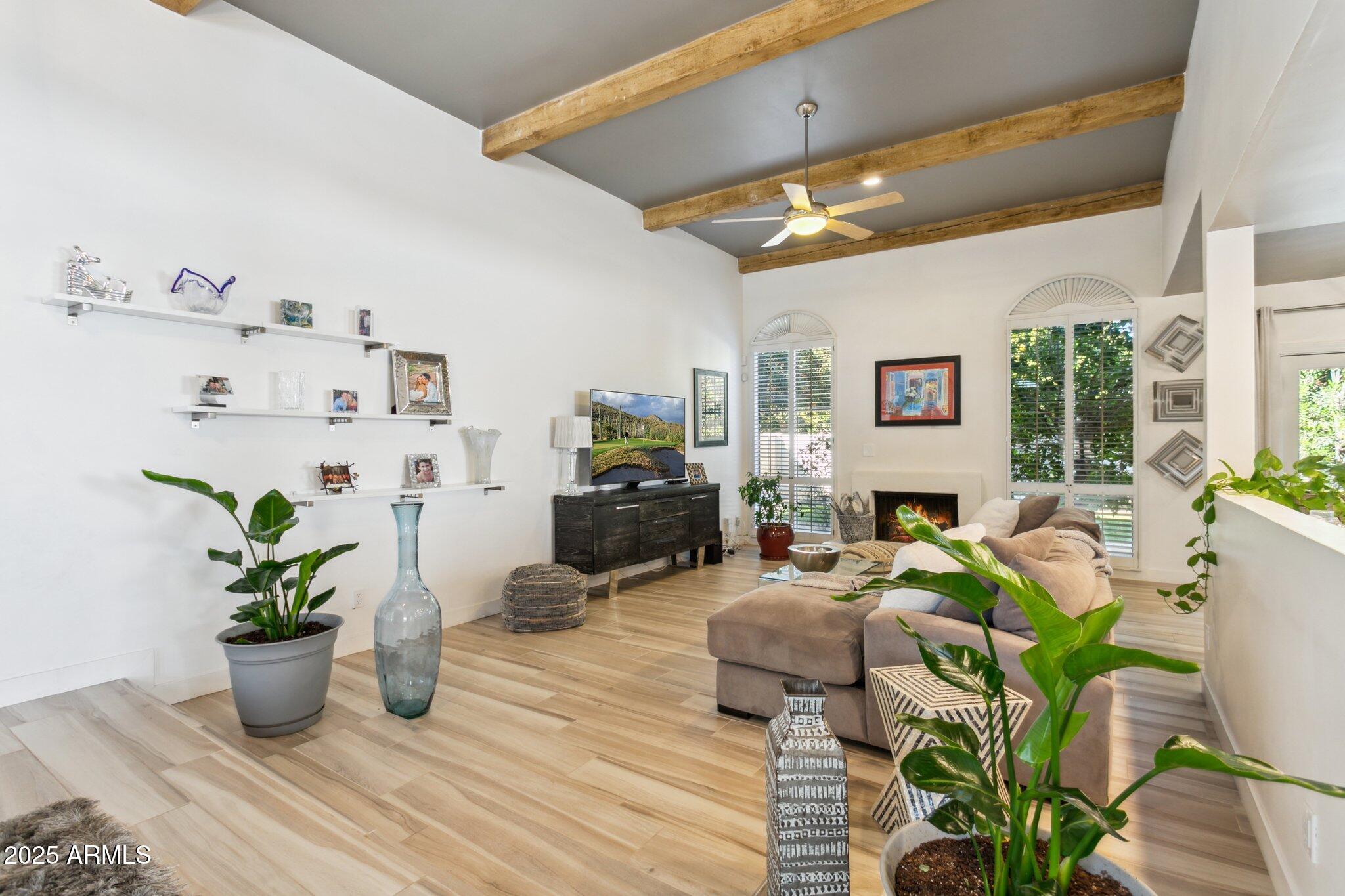 8008 E DEL RUBI Drive