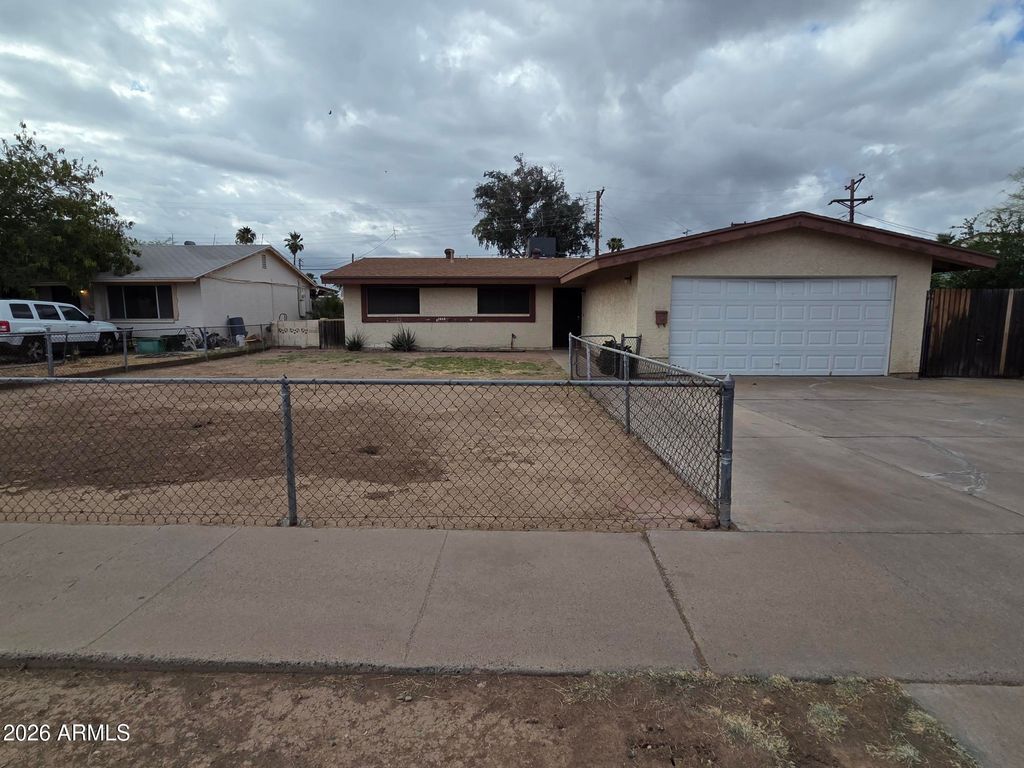 Photo of 3645 W Diana Avenue, Phoenix, AZ 85051 (MLS # 7029036)