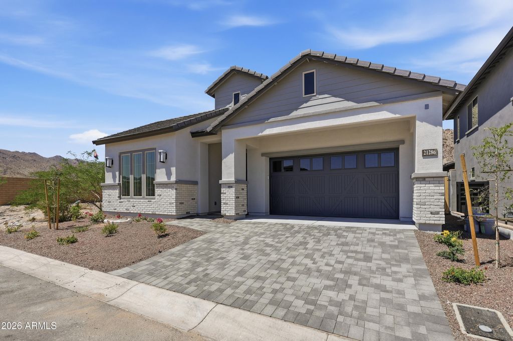 Photo of 21286 W Mariposa Street, Buckeye, AZ 85396 (MLS # 7030437)