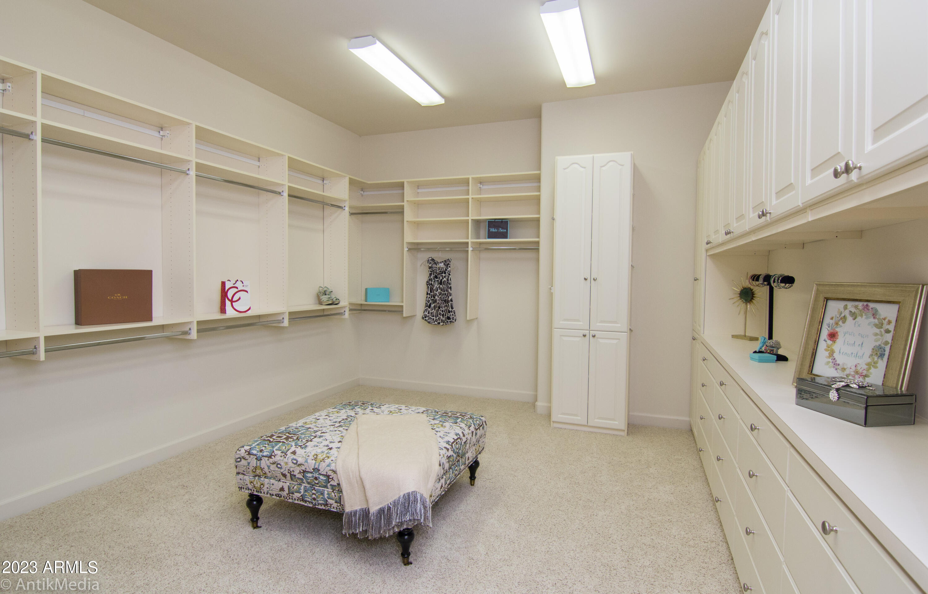 Chandler, Arizona 85248, United States, 7 Bedrooms Bedrooms, ,7 BathroomsBathrooms,Residential,Active,252622