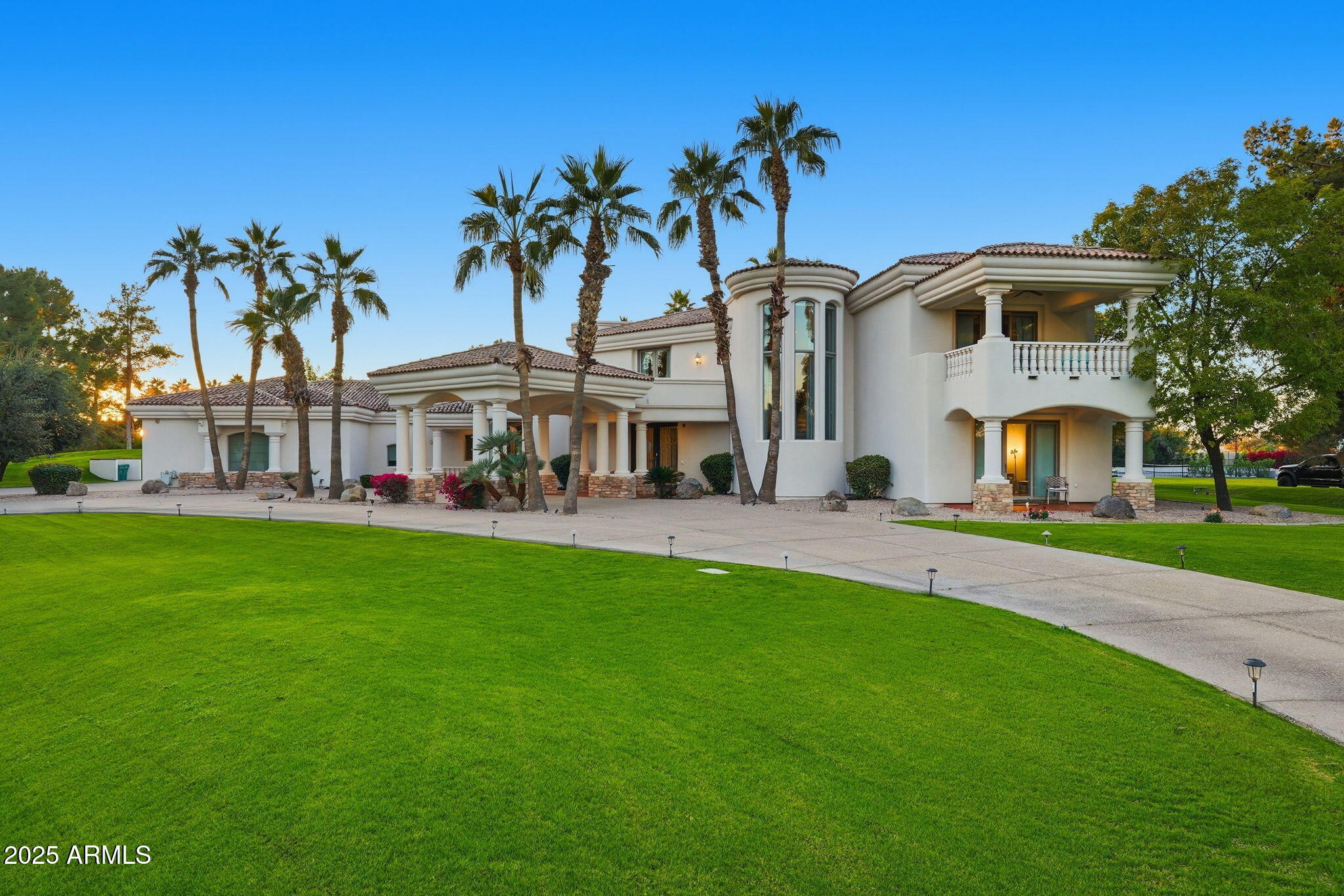 Chandler, Arizona 85248, United States, 7 Bedrooms Bedrooms, ,7 BathroomsBathrooms,Residential,Active,252622