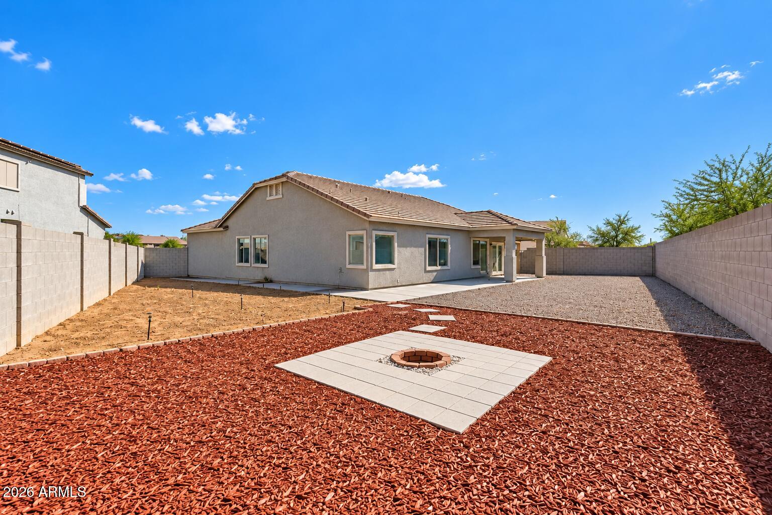 2831 N BANDURA Drive