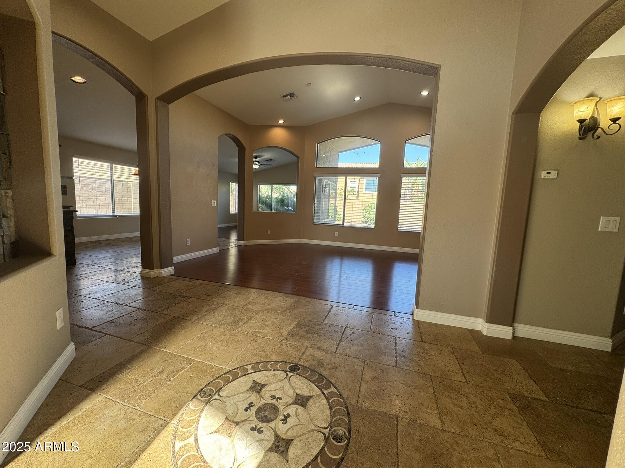 2246 W ROY ROGERS Road