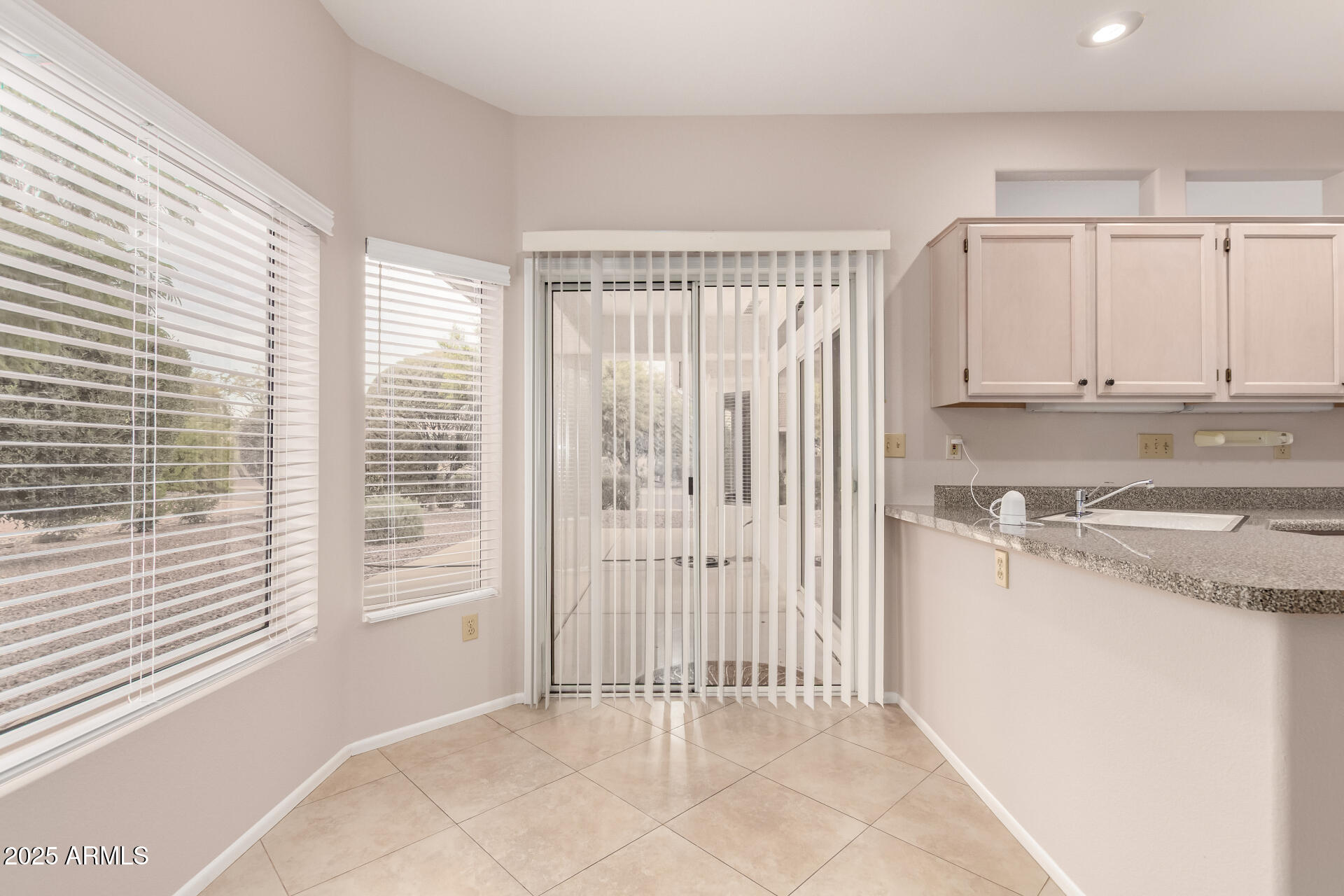 16104 W SENTINEL Drive